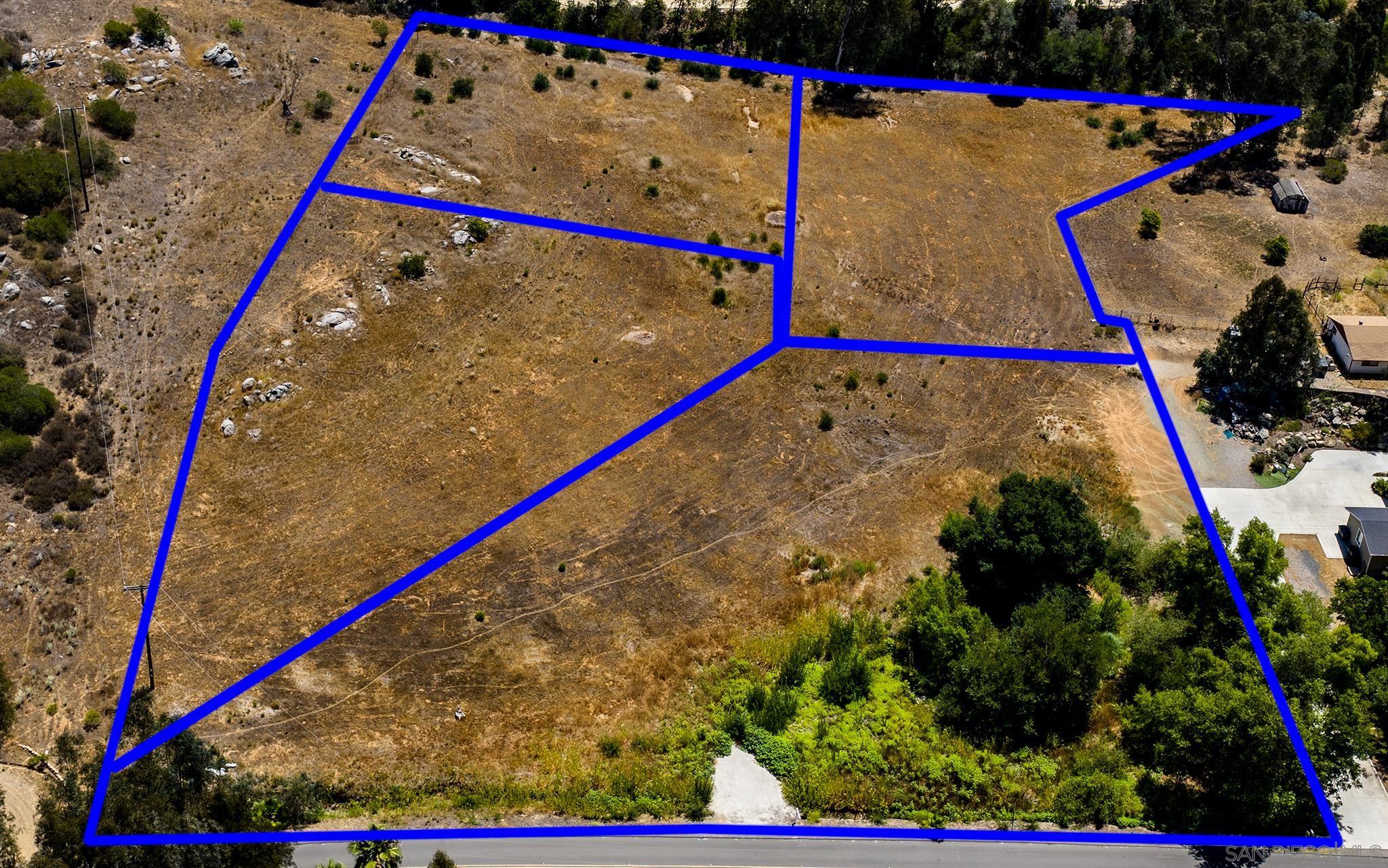 Detail Gallery Image 2 of 13 For , Escondido,  CA 92029 - – Beds | – Baths