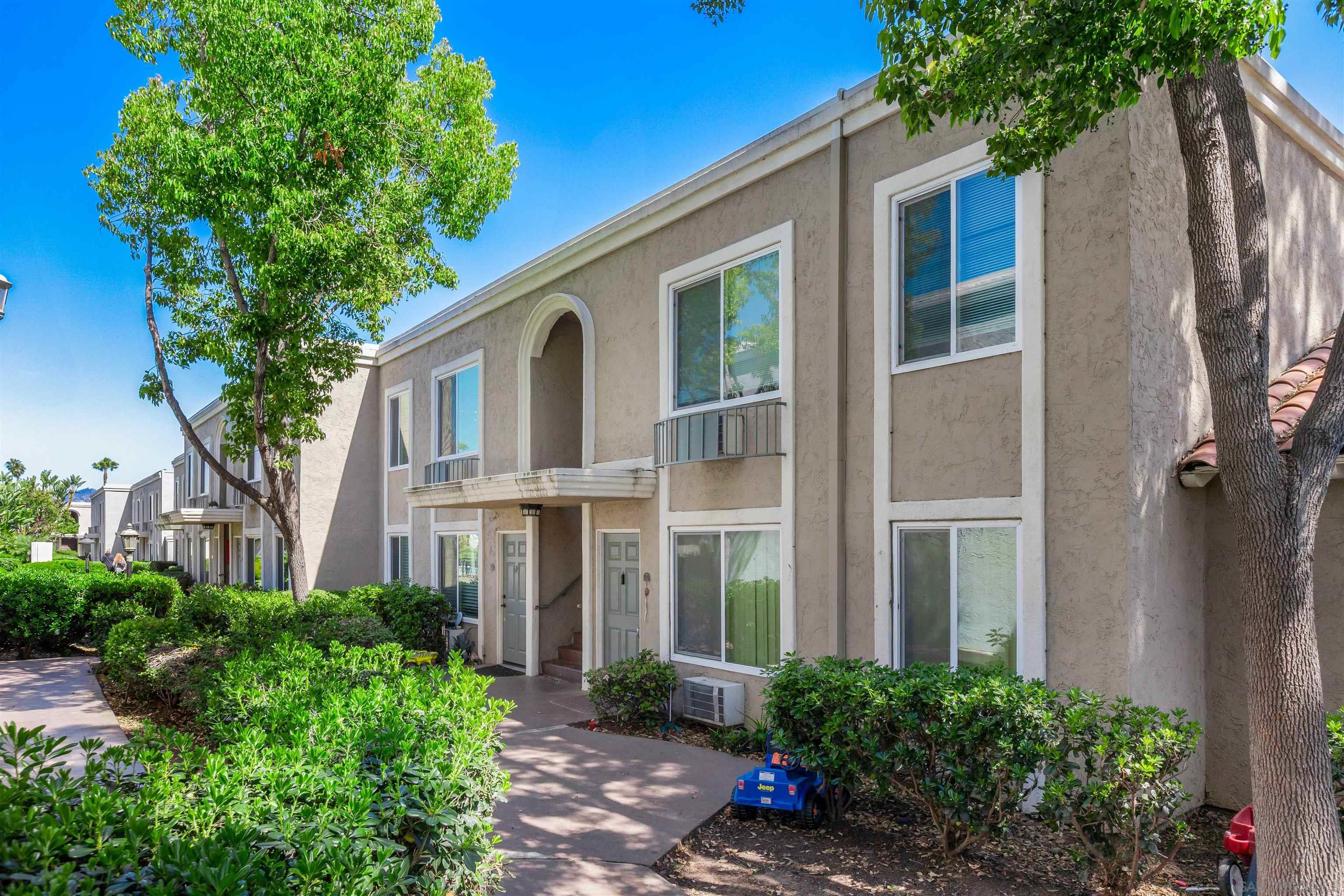 Front Image Thumbnail for SD250034301