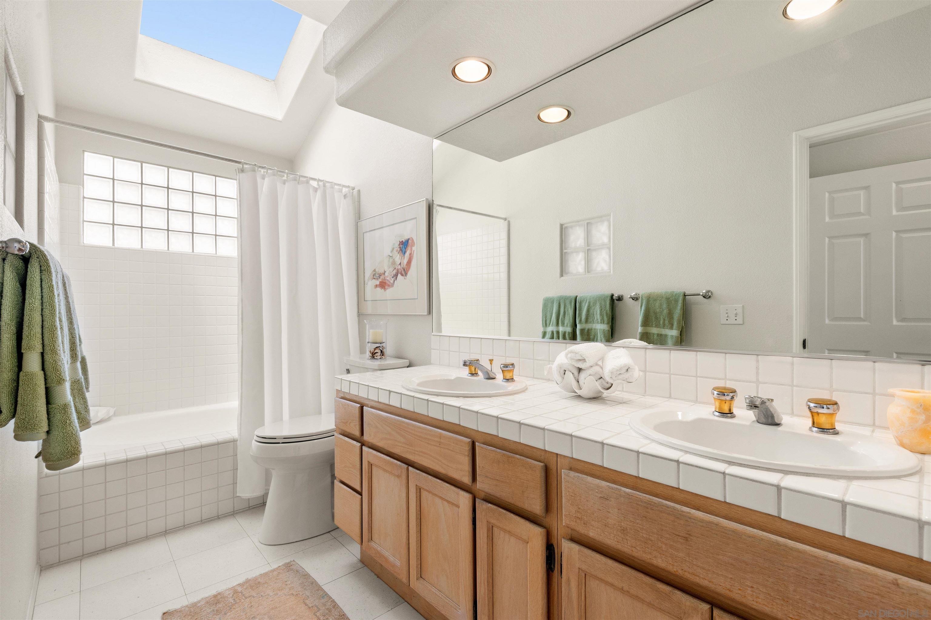 Detail Gallery Image 13 of 26 For 5609  Avenida De Parque, Rancho Santa Fe,  CA 92091 - 2 Beds | 2 Baths