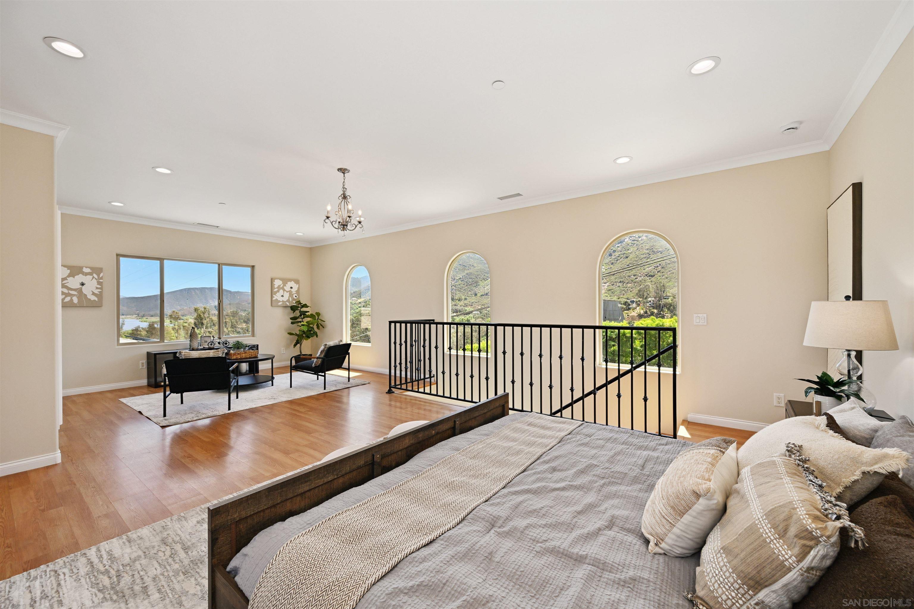 Detail Gallery Image 14 of 28 For 20227  Ash Ln, Escondido,  CA 92029 - 3 Beds | 3 Baths