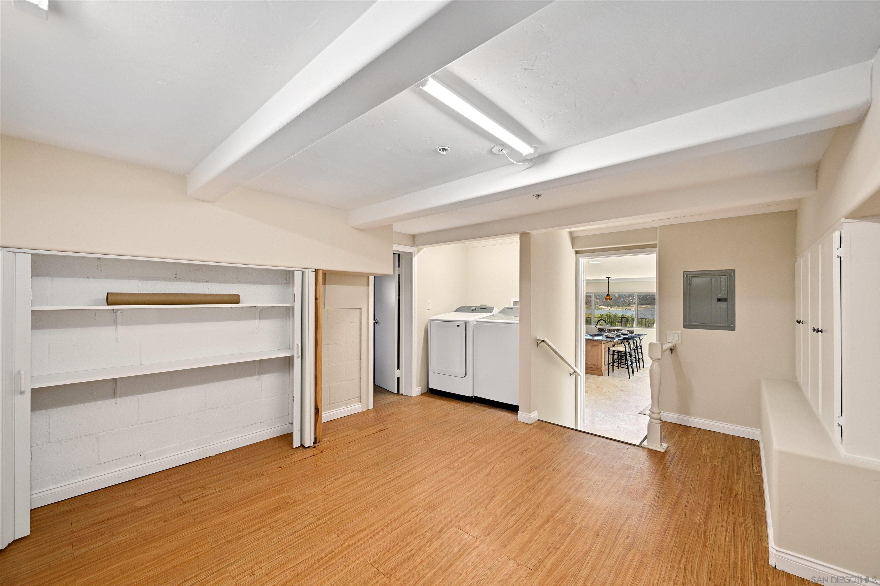 Detail Gallery Image 20 of 28 For 20227  Ash Ln, Escondido,  CA 92029 - 3 Beds | 3 Baths