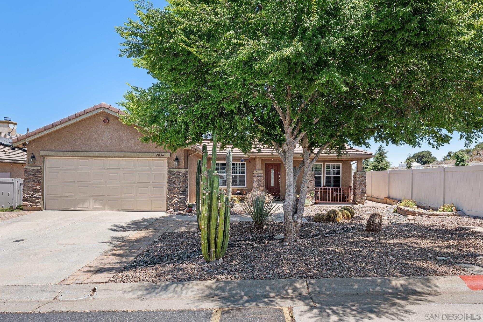 Front Image Thumbnail for SD250034513