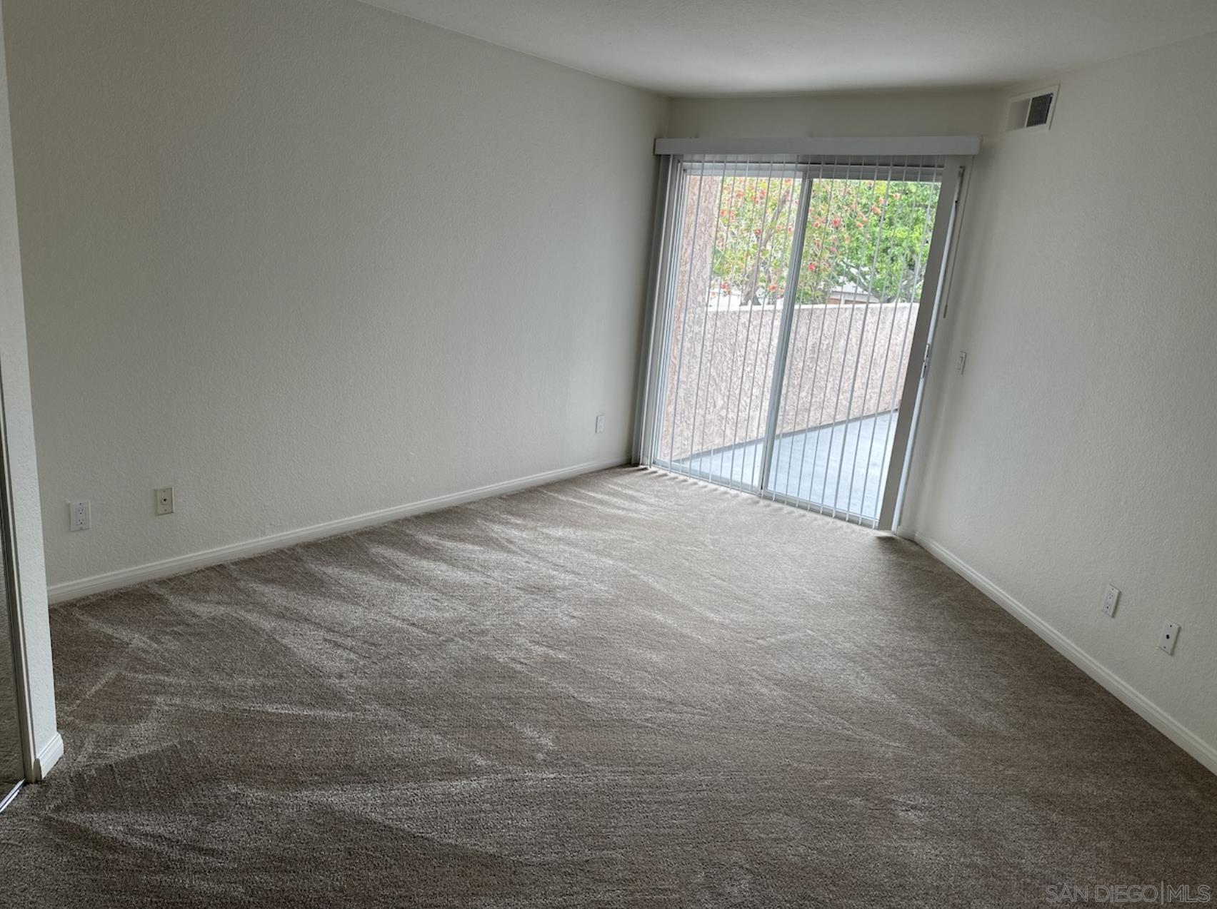 Detail Gallery Image 12 of 25 For 7248  Camino Degrazia  295, San Diego,  CA 92111 - 2 Beds | 2 Baths