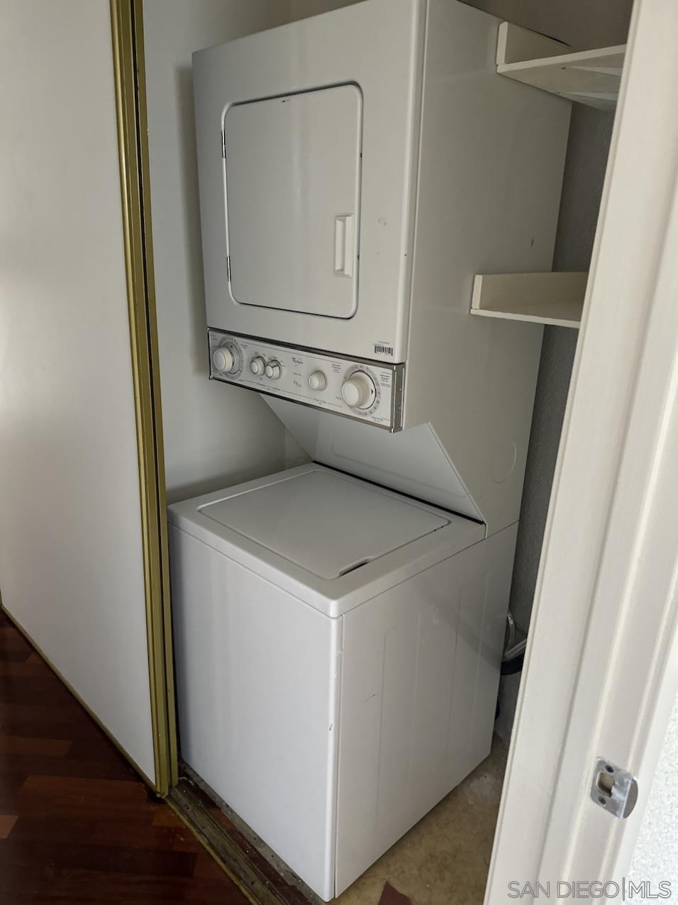 Detail Gallery Image 9 of 25 For 7248  Camino Degrazia  295, San Diego,  CA 92111 - 2 Beds | 2 Baths