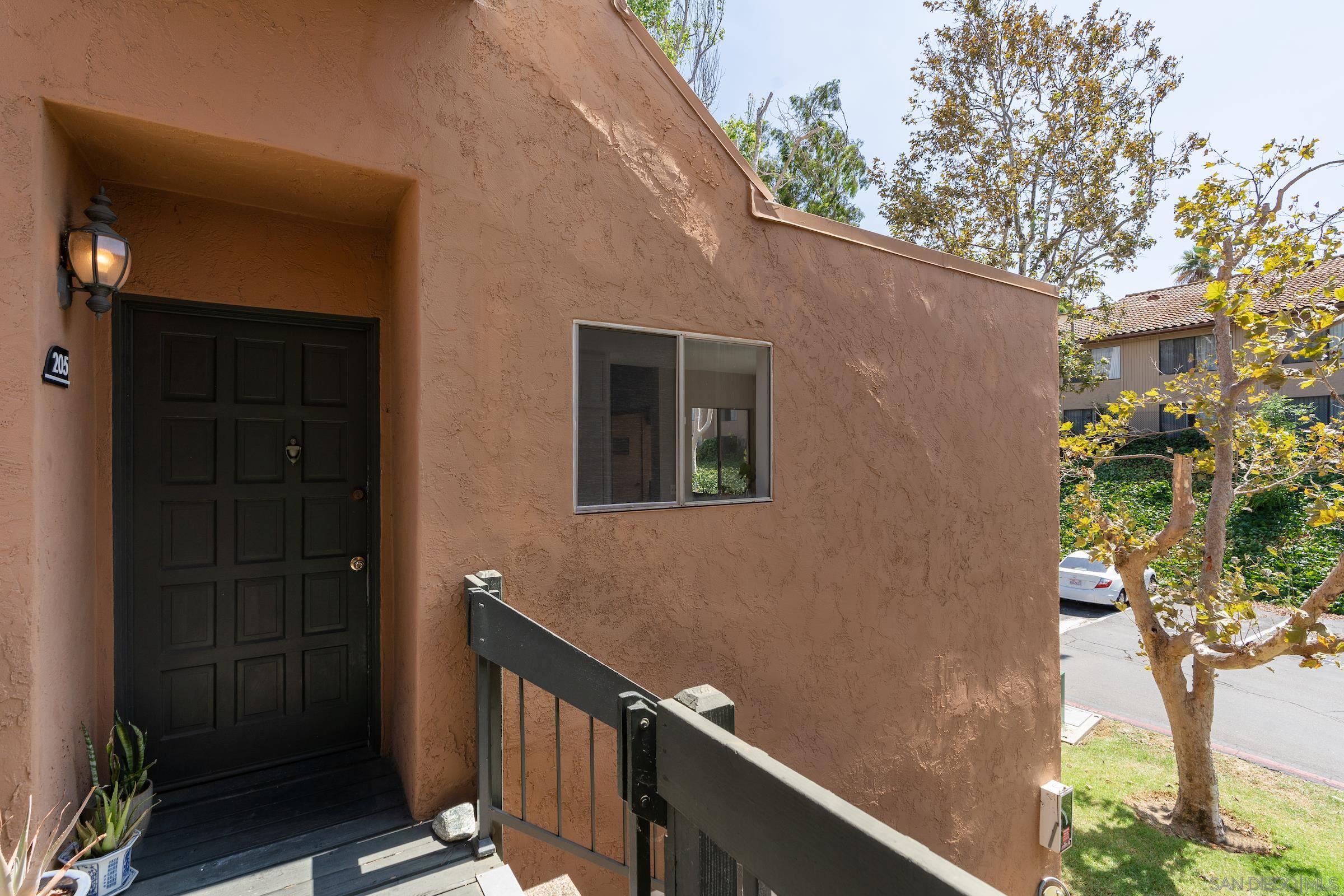 Detail Gallery Image 20 of 20 For 17093 W Bernardo Dr.  #205,  San Diego,  CA 92127 - 2 Beds | 1 Baths
