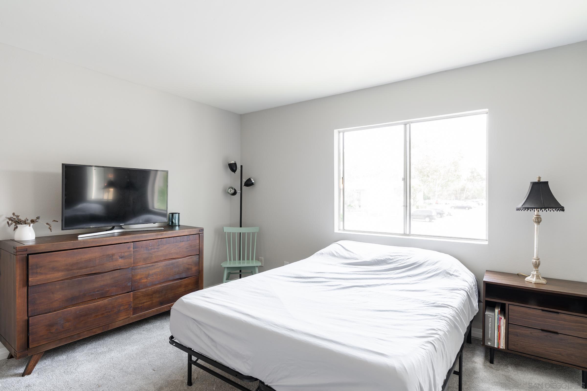 Detail Gallery Image 10 of 20 For 17093 W Bernardo Dr.  #205,  San Diego,  CA 92127 - 2 Beds | 1 Baths