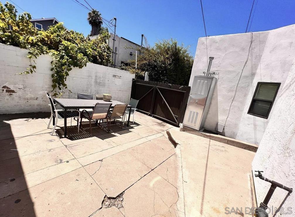 Detail Gallery Image 7 of 8 For 4763  Terrace Dr  B, San Diego,  CA 92116 - 1 Beds | 1 Baths