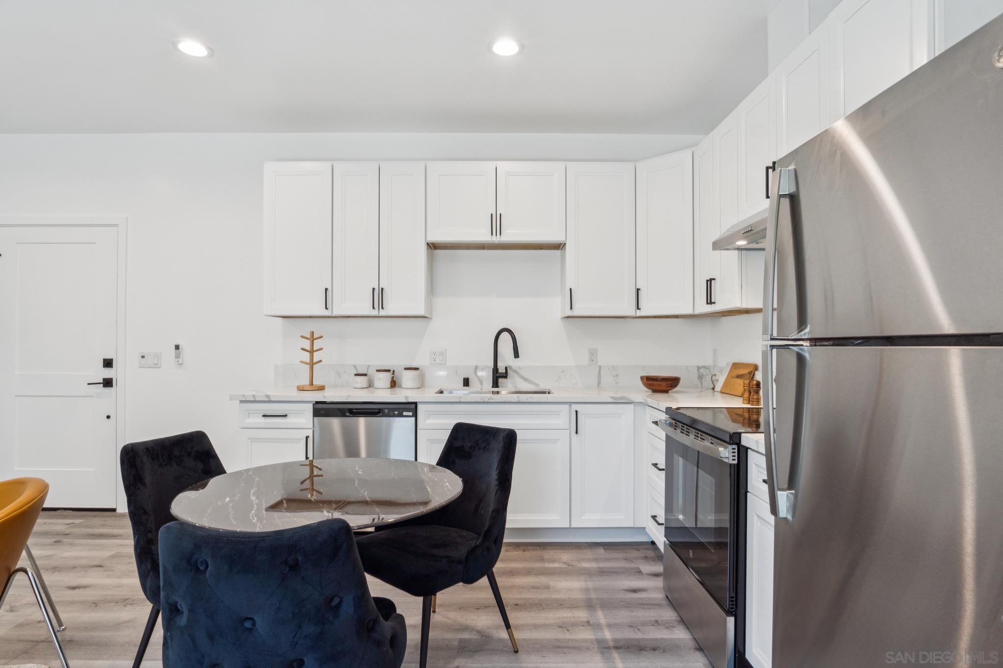 Detail Gallery Image 34 of 45 For 2949-57  Kalmia, San Diego,  CA 92104 - – Beds | – Baths