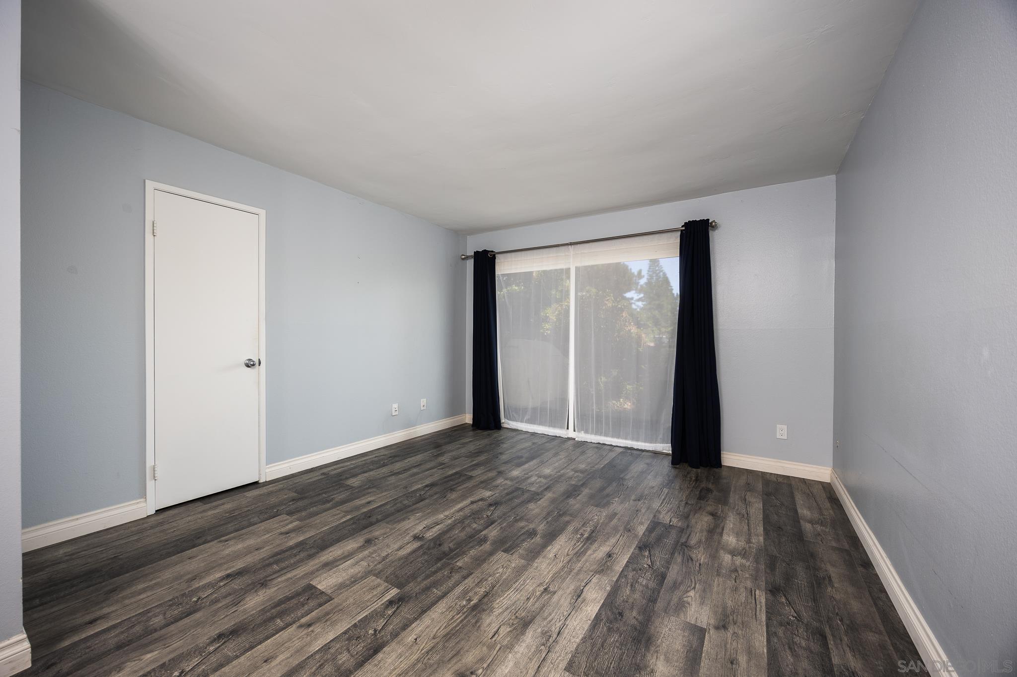 Detail Gallery Image 12 of 29 For 5700  Baltimore Dr  #215,  La Mesa,  CA 91942 - 2 Beds | 2 Baths
