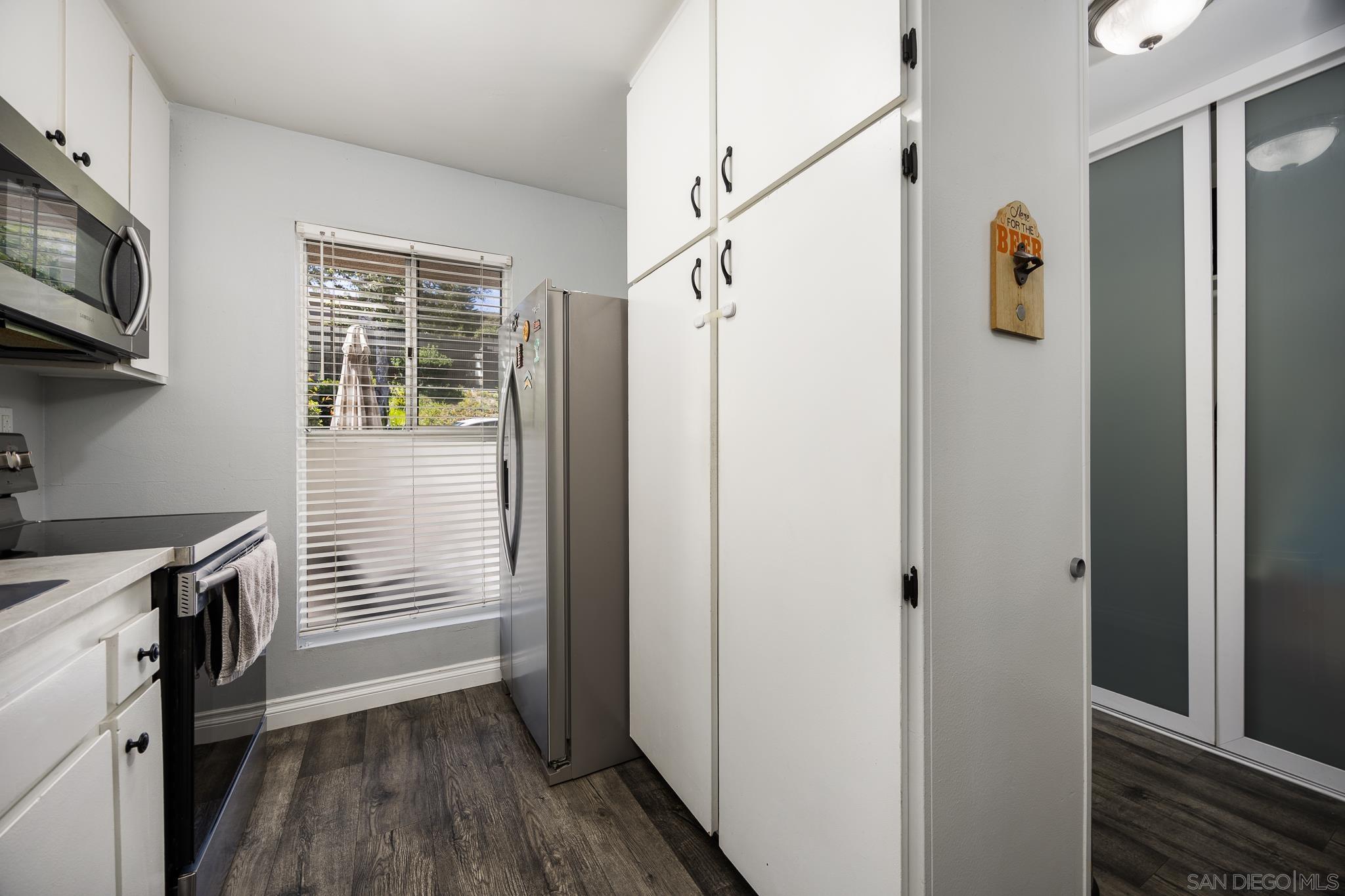 Detail Gallery Image 6 of 29 For 5700  Baltimore Dr  #215,  La Mesa,  CA 91942 - 2 Beds | 2 Baths