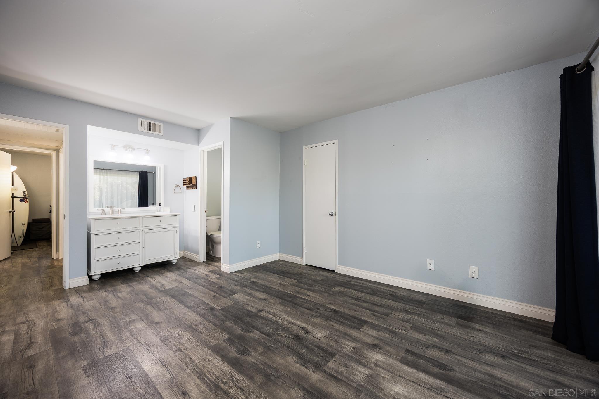 Detail Gallery Image 10 of 29 For 5700  Baltimore Dr  #215,  La Mesa,  CA 91942 - 2 Beds | 2 Baths