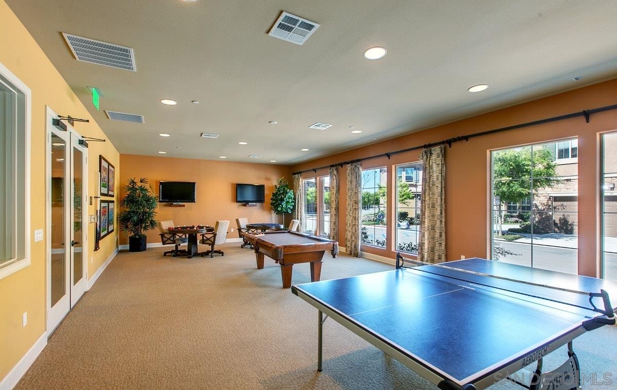 Detail Gallery Image 11 of 24 For 10637  Golden Willow Tr, San Diego,  CA 92130 - 4 Beds | 2/1 Baths