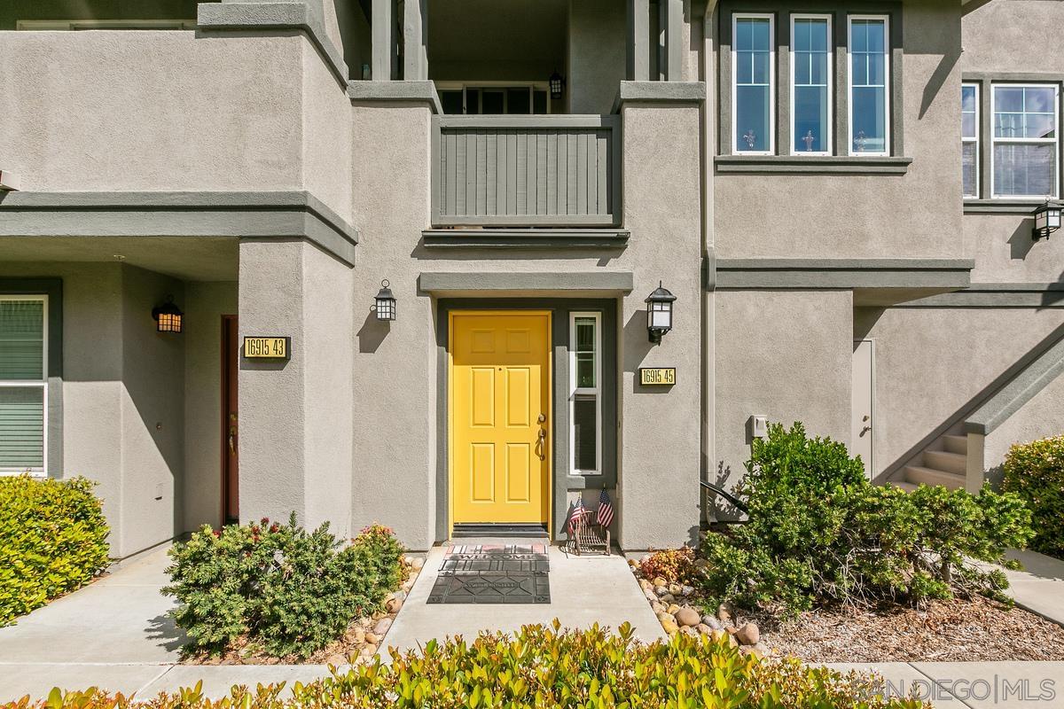 Detail Gallery Image 2 of 40 For 16915  Hutchins Lndg  45, San Diego,  CA 92127 - 2 Beds | 2/1 Baths