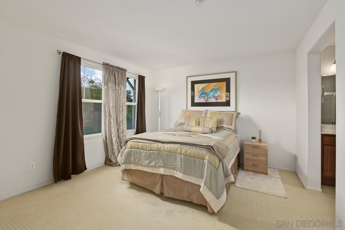 Detail Gallery Image 22 of 40 For 16915  Hutchins Lndg  45, San Diego,  CA 92127 - 2 Beds | 2/1 Baths