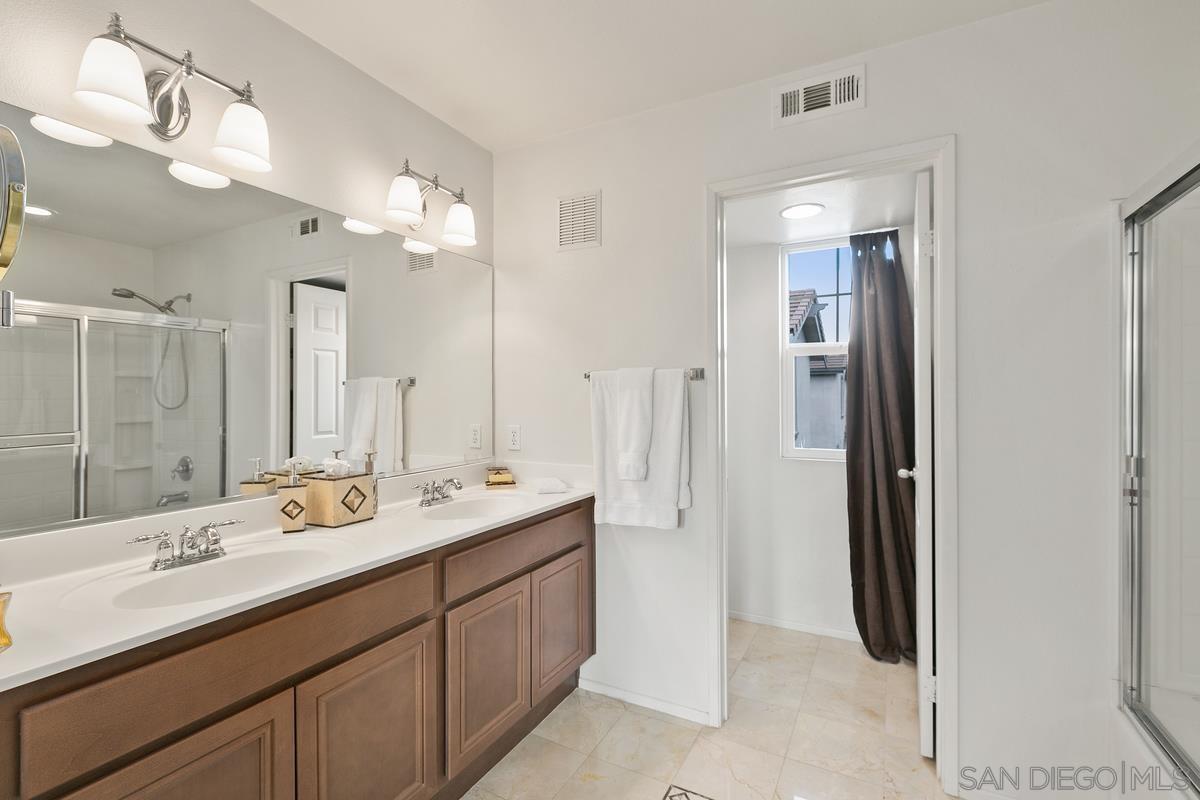 Detail Gallery Image 25 of 40 For 16915  Hutchins Lndg  45, San Diego,  CA 92127 - 2 Beds | 2/1 Baths