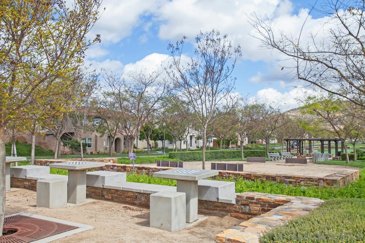 Detail Gallery Image 39 of 40 For 16915  Hutchins Lndg  45, San Diego,  CA 92127 - 2 Beds | 2/1 Baths