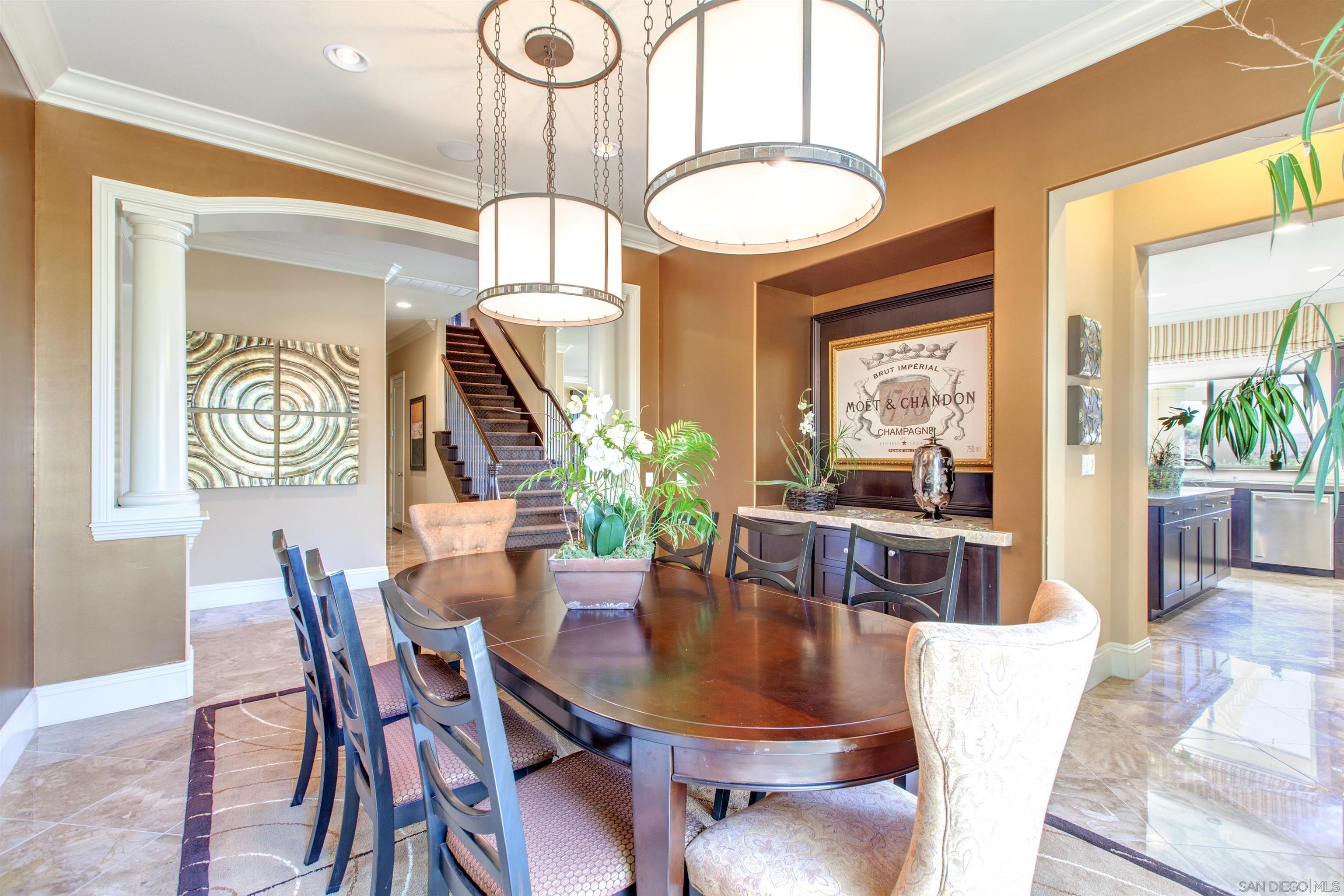 Detail Gallery Image 11 of 43 For 671  via Maggiore, Chula Vista,  CA 91914 - 6 Beds | 4/1 Baths