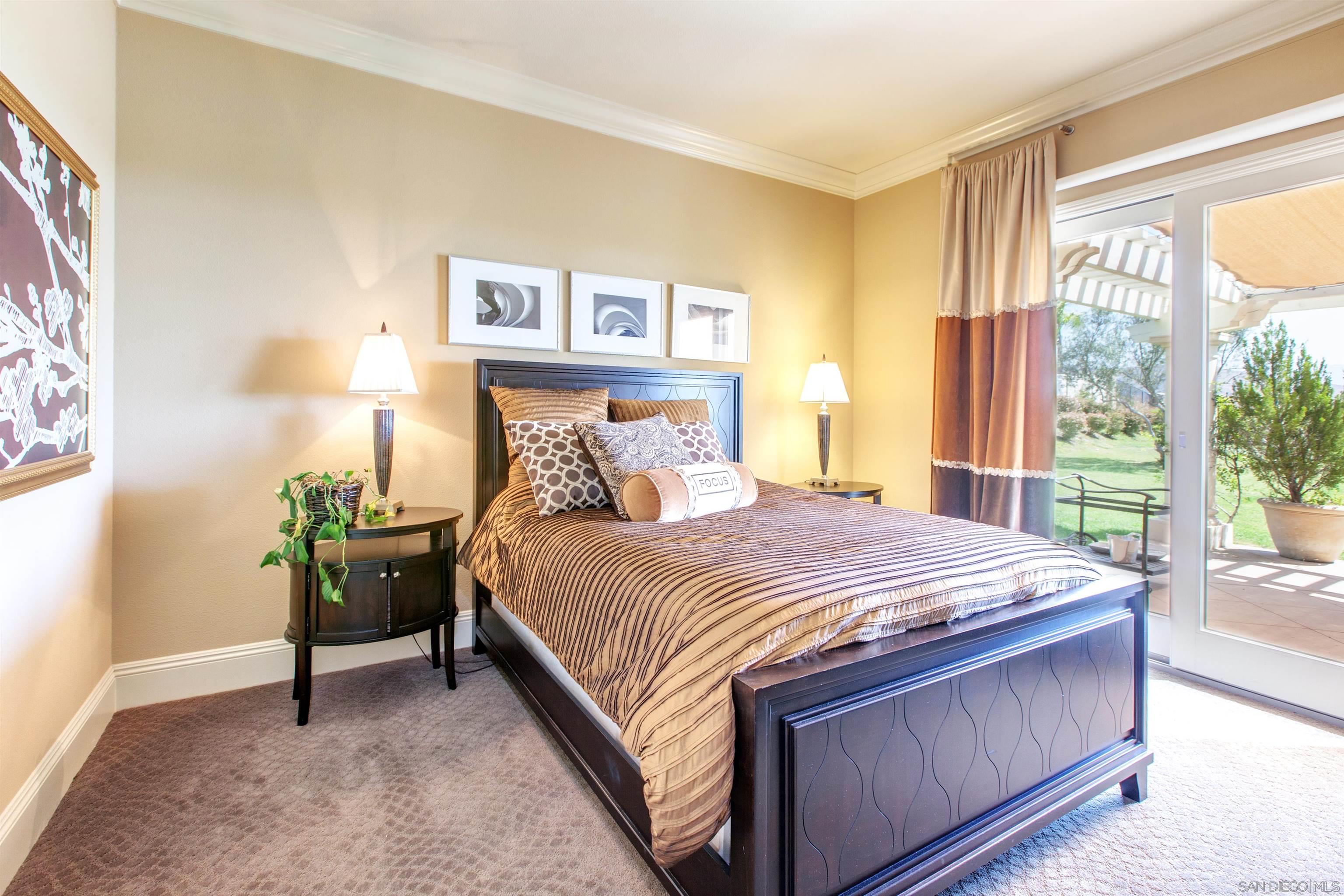 Detail Gallery Image 18 of 43 For 671  via Maggiore, Chula Vista,  CA 91914 - 6 Beds | 4/1 Baths