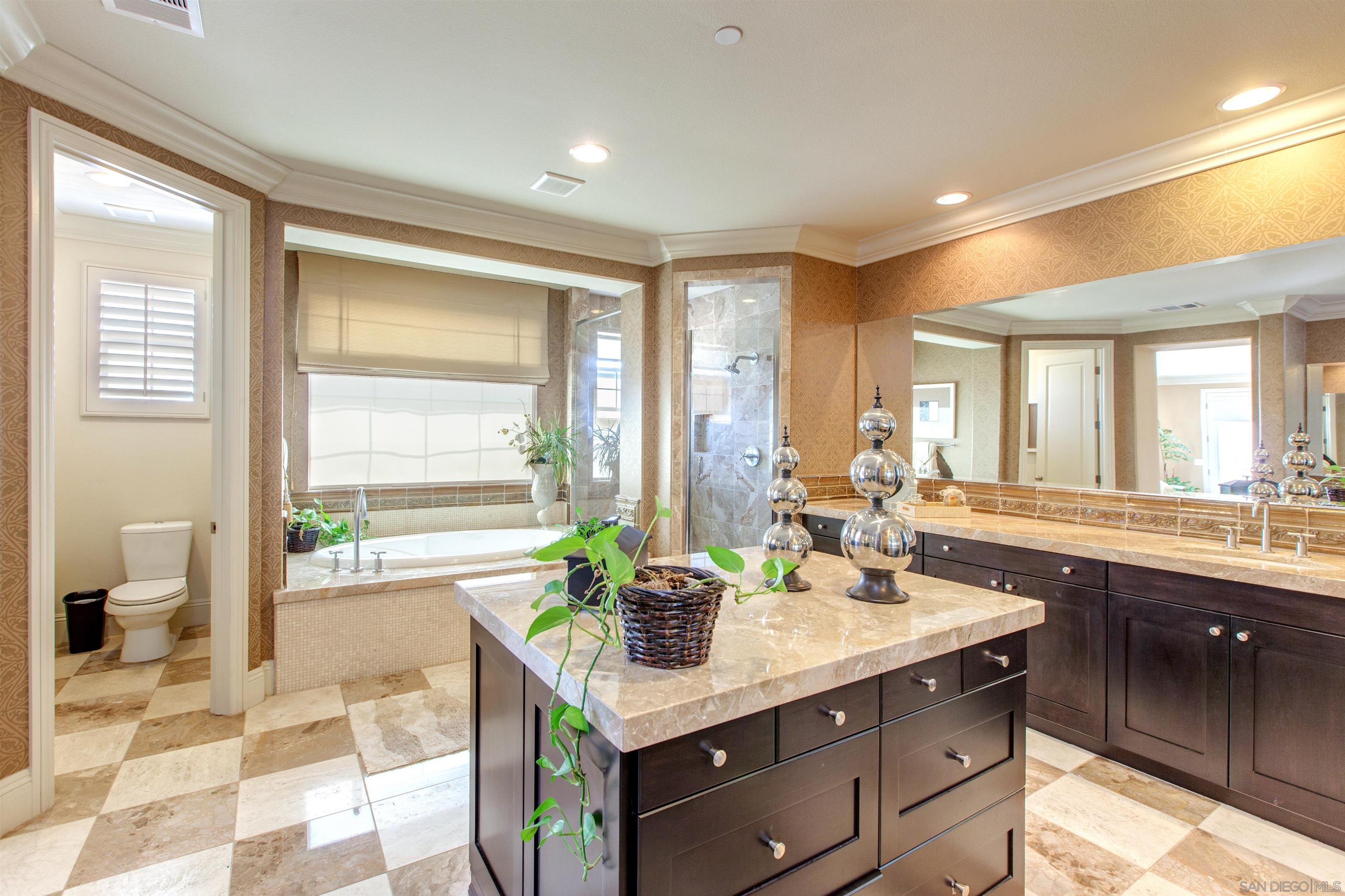 Detail Gallery Image 25 of 43 For 671  via Maggiore, Chula Vista,  CA 91914 - 6 Beds | 4/1 Baths