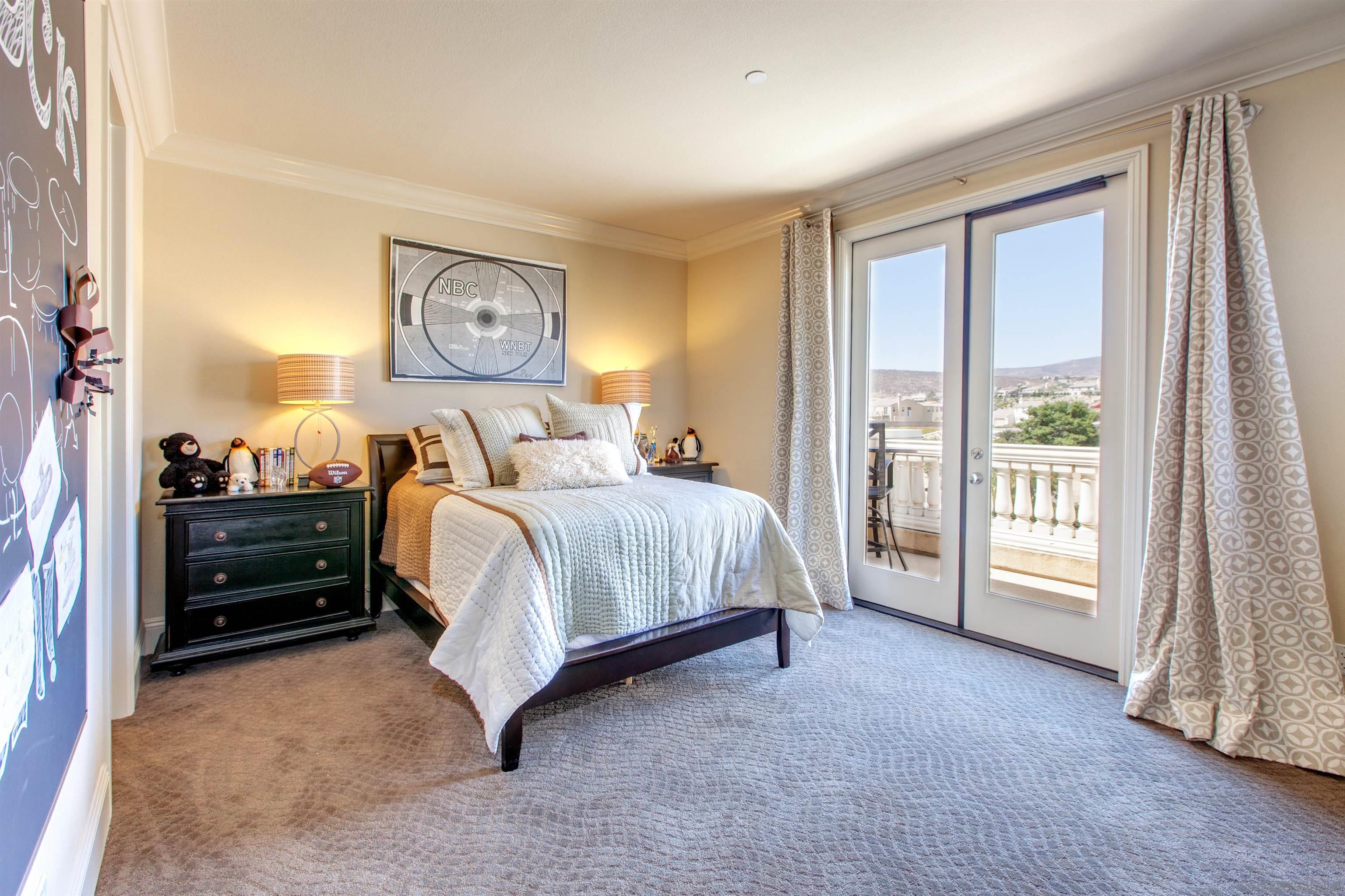 Detail Gallery Image 27 of 43 For 671  via Maggiore, Chula Vista,  CA 91914 - 6 Beds | 4/1 Baths
