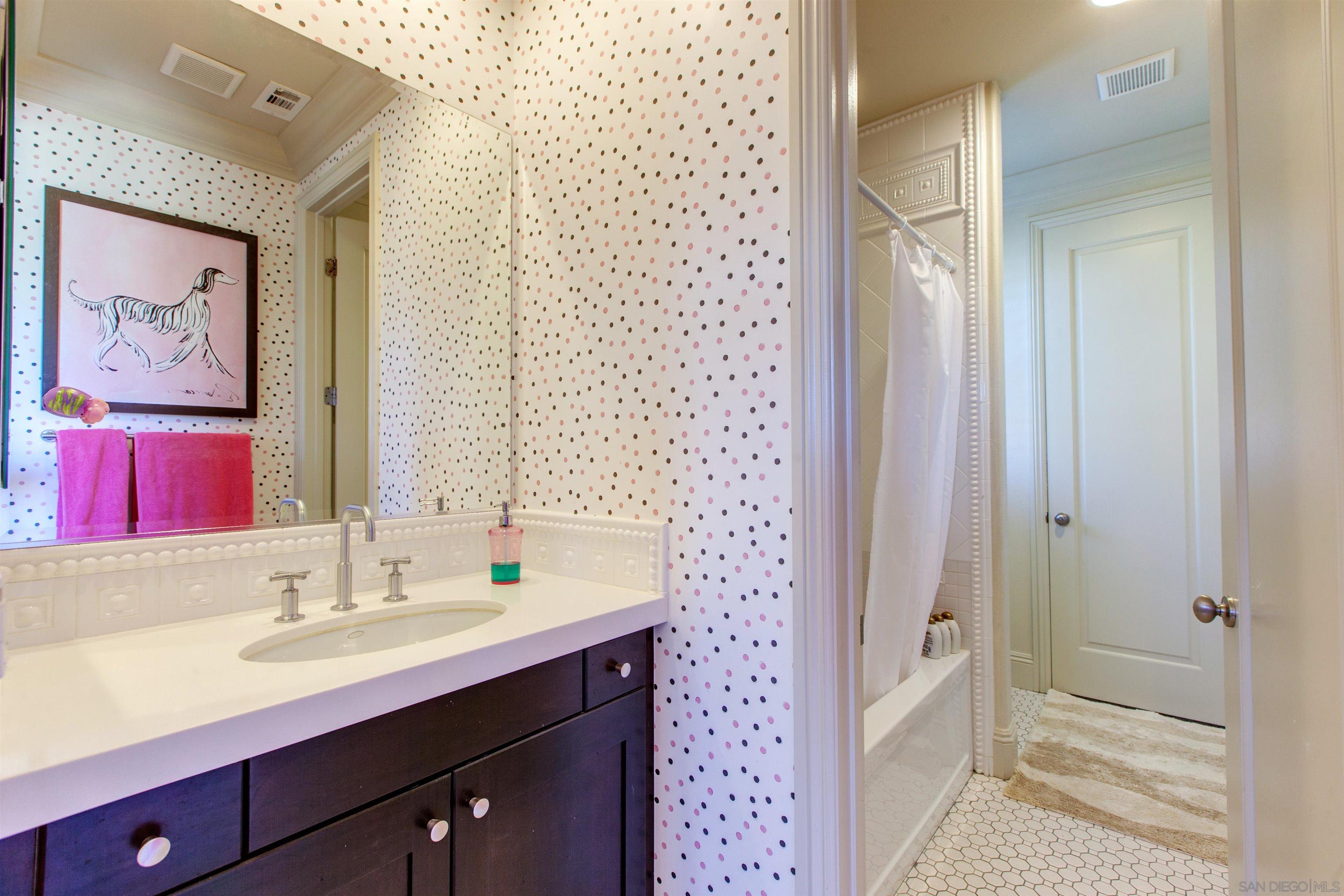 Detail Gallery Image 29 of 43 For 671  via Maggiore, Chula Vista,  CA 91914 - 6 Beds | 4/1 Baths