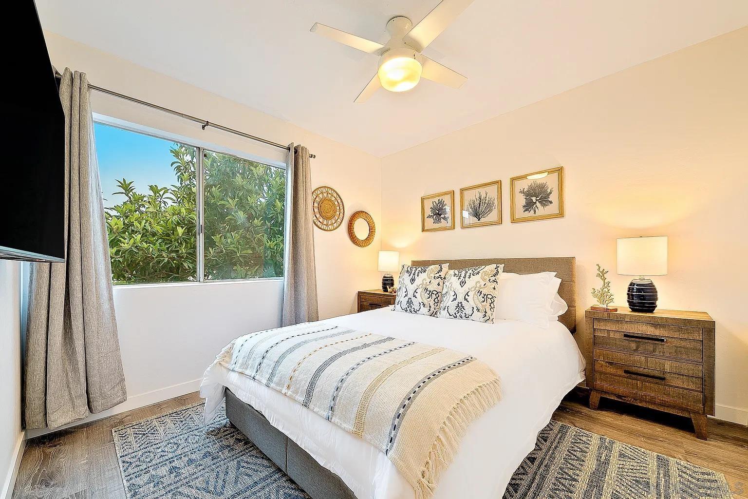 Detail Gallery Image 8 of 12 For 965  Rosecrans St, San Diego,  CA 92106 - 5 Beds | 2/1 Baths