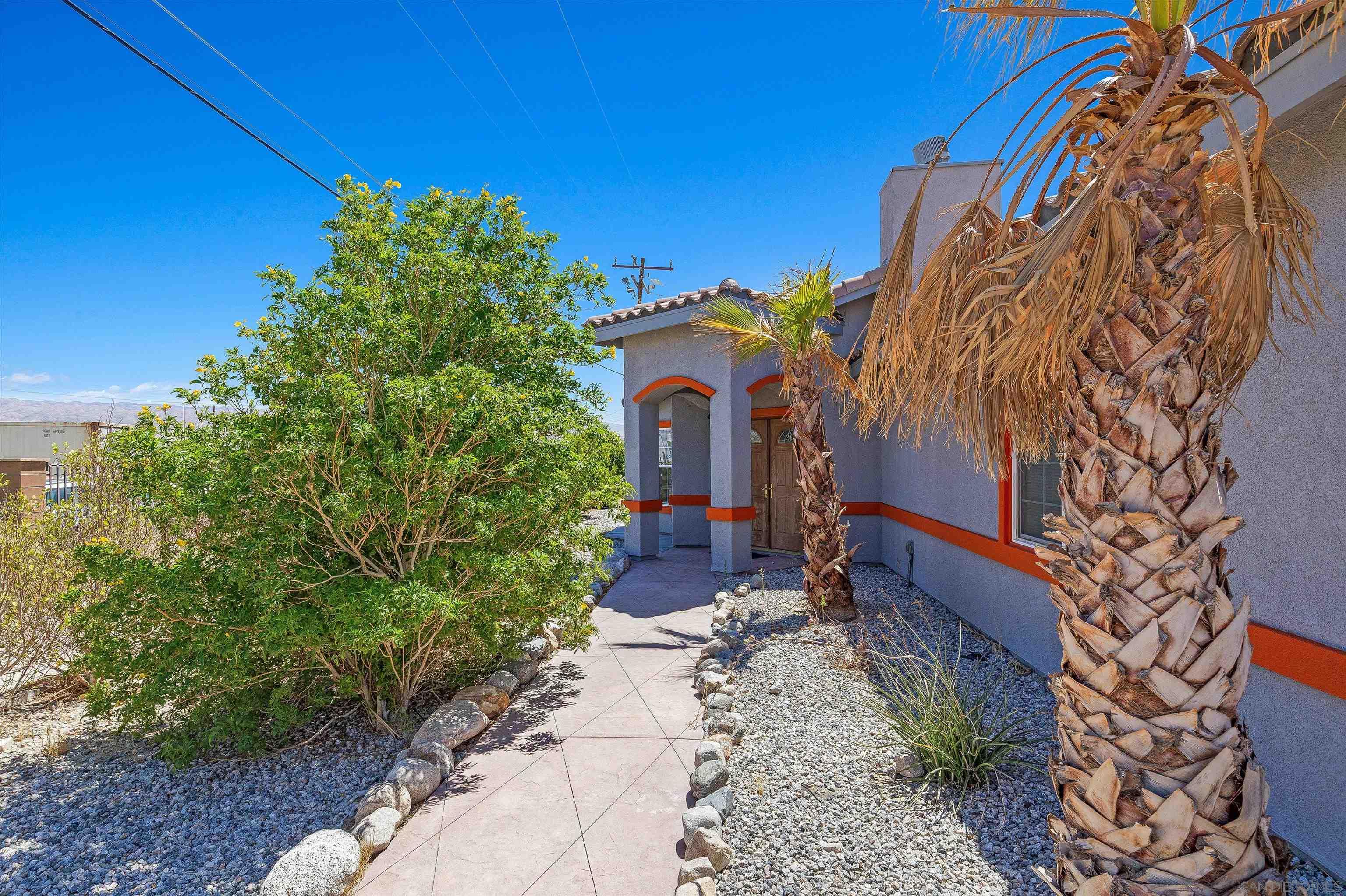 Detail Gallery Image 3 of 27 For 17080  Covey St, –,  CA 92258 - 4 Beds | 3 Baths