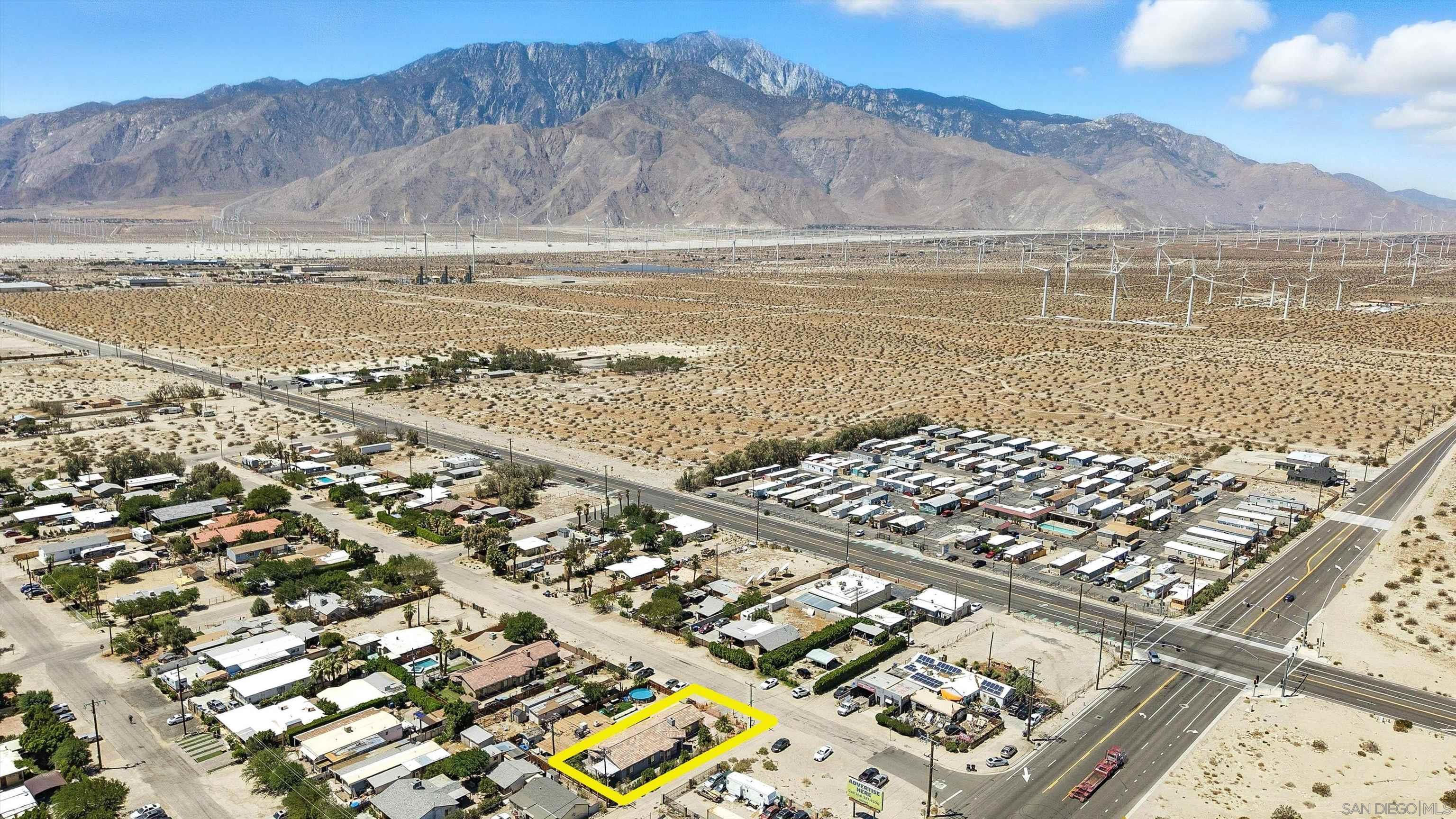 Detail Gallery Image 4 of 27 For 17080  Covey St, –,  CA 92258 - 4 Beds | 3 Baths