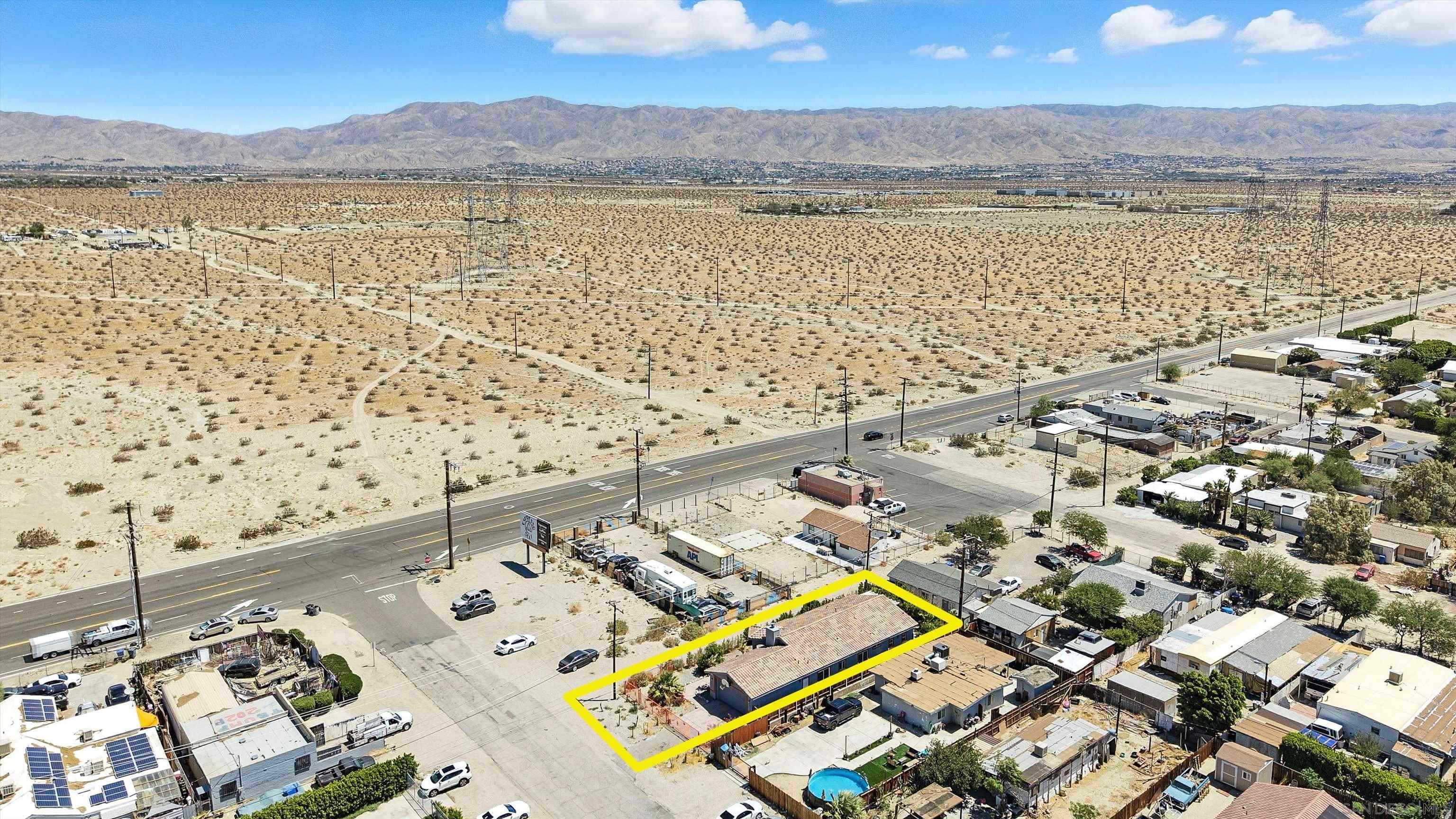 Detail Gallery Image 5 of 27 For 17080  Covey St, –,  CA 92258 - 4 Beds | 3 Baths