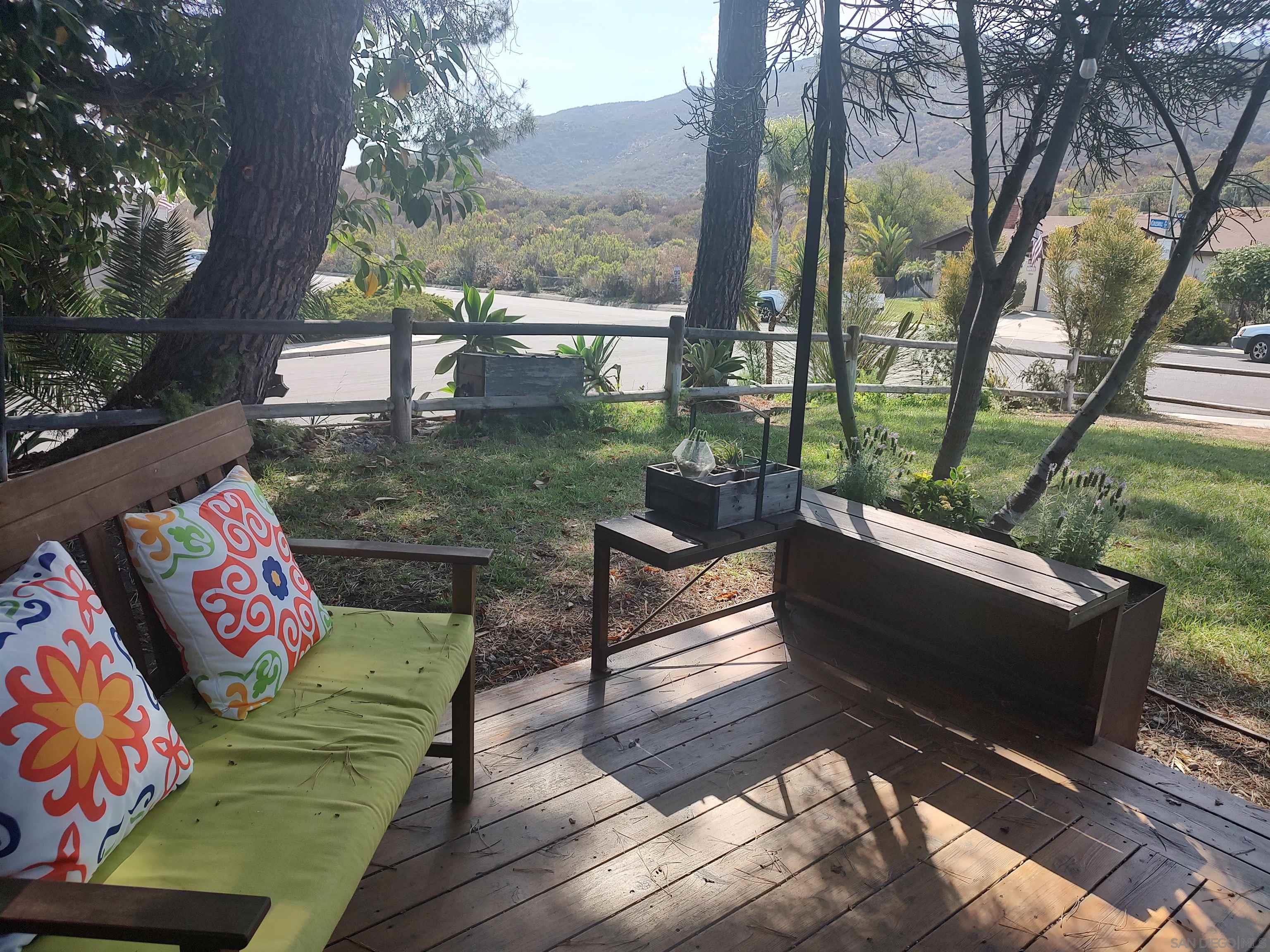 Front Image Thumbnail for SD250034913