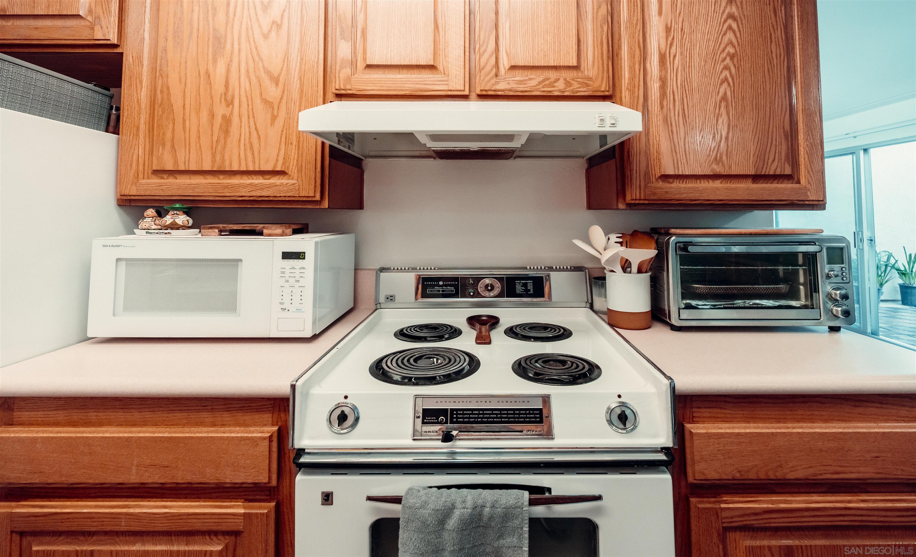 Detail Gallery Image 26 of 40 For 7855  Hummingbird Lane, San Diego,  CA 92123 - 2 Beds | 1 Baths