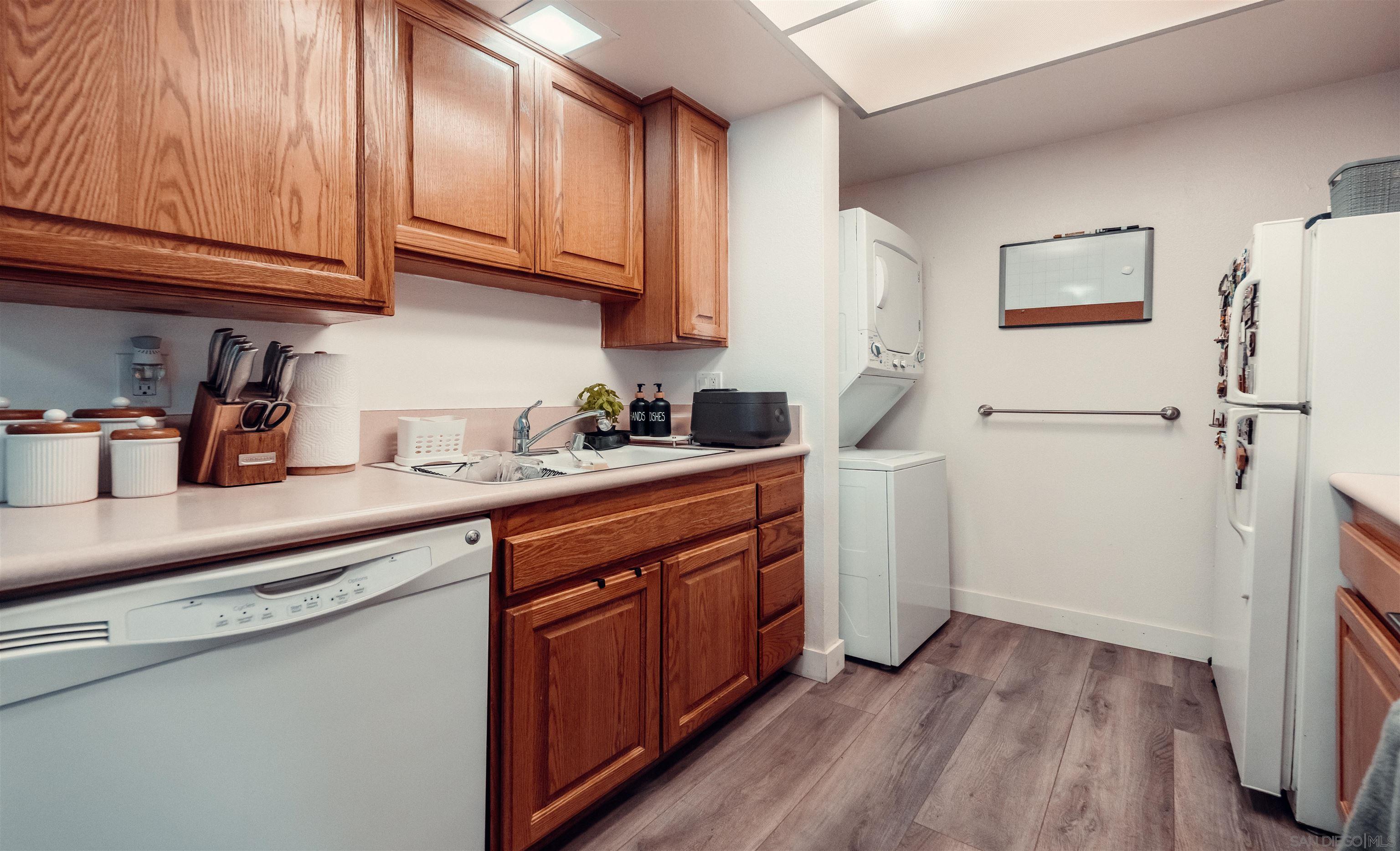 Detail Gallery Image 28 of 40 For 7855  Hummingbird Lane, San Diego,  CA 92123 - 2 Beds | 1 Baths