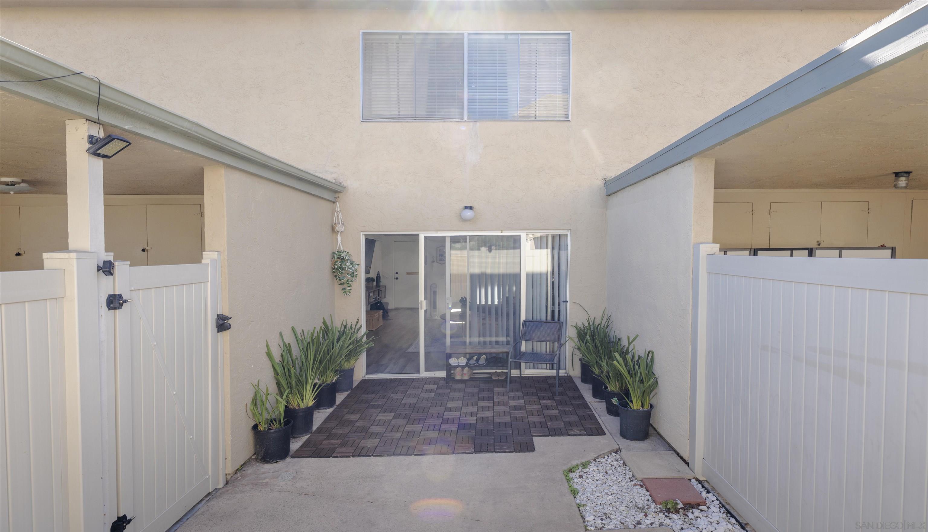 Detail Gallery Image 10 of 40 For 7855  Hummingbird Lane, San Diego,  CA 92123 - 2 Beds | 1 Baths