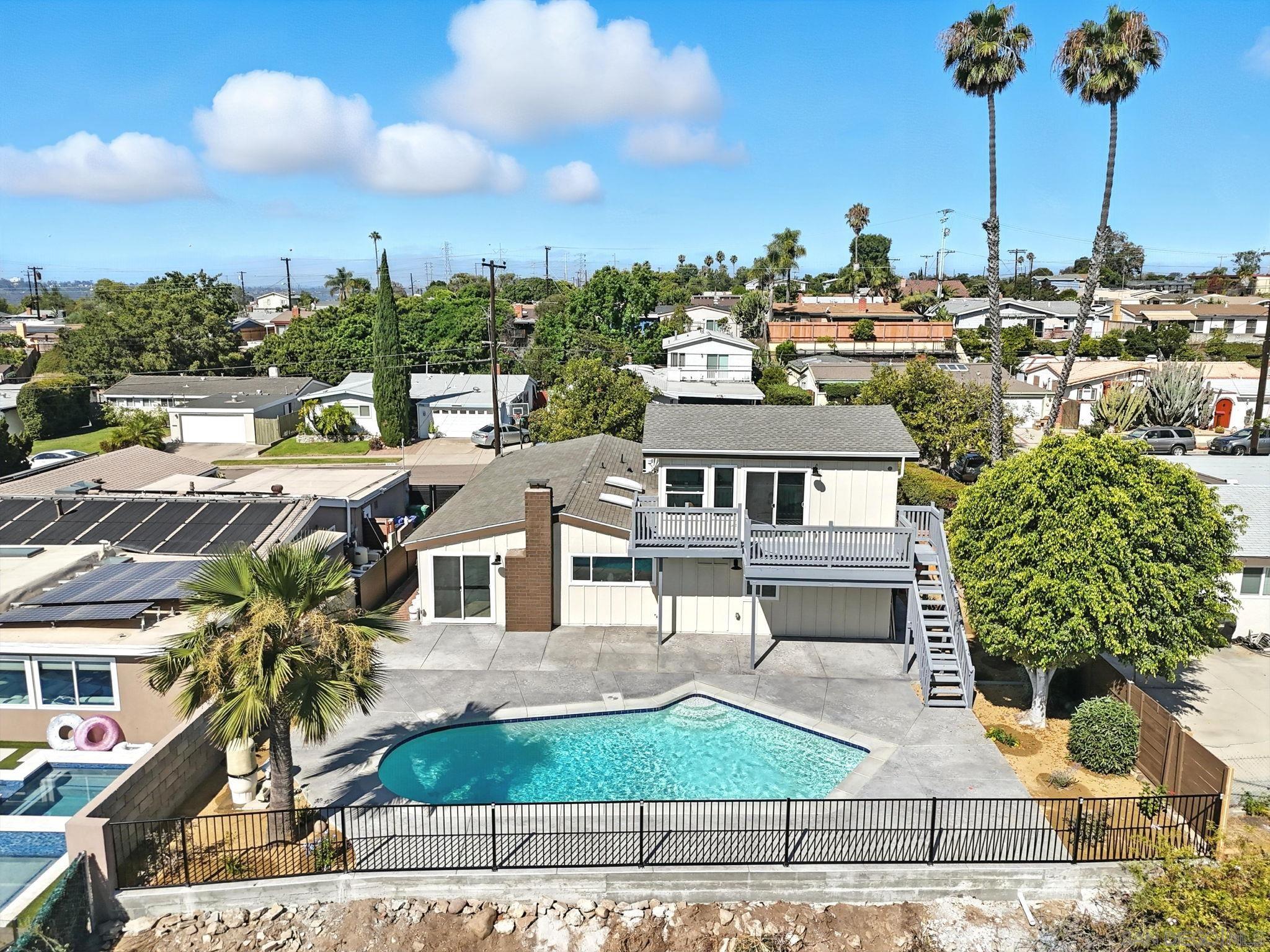 Detail Gallery Image 1 of 1 For 2541  Mammoth Dr, San Diego,  CA 92123 - 4 Beds | 3 Baths