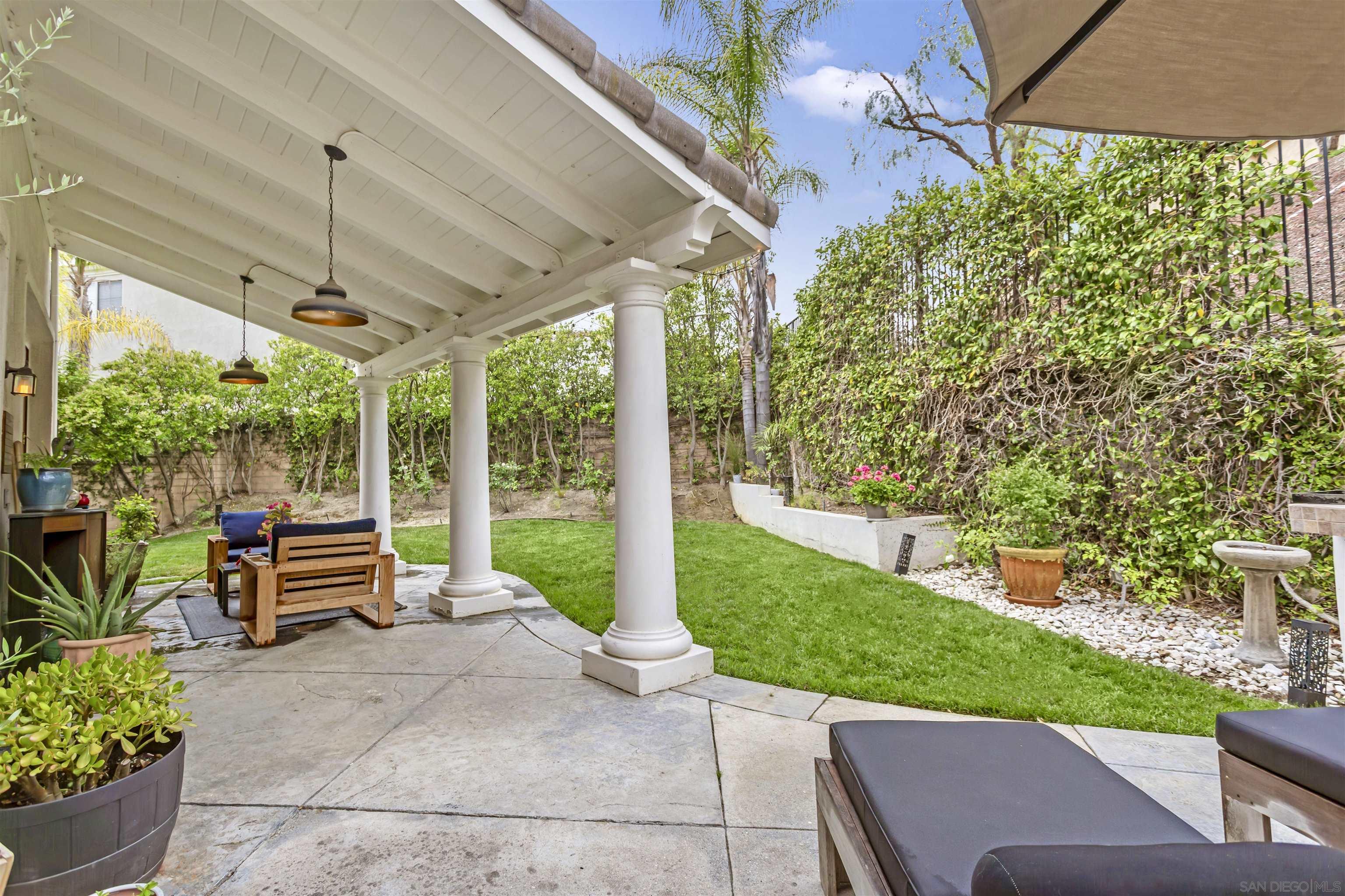 Detail Gallery Image 13 of 29 For 4229  via Mira Monte, Agoura Hills,  CA 91301 - 3 Beds | 2/1 Baths