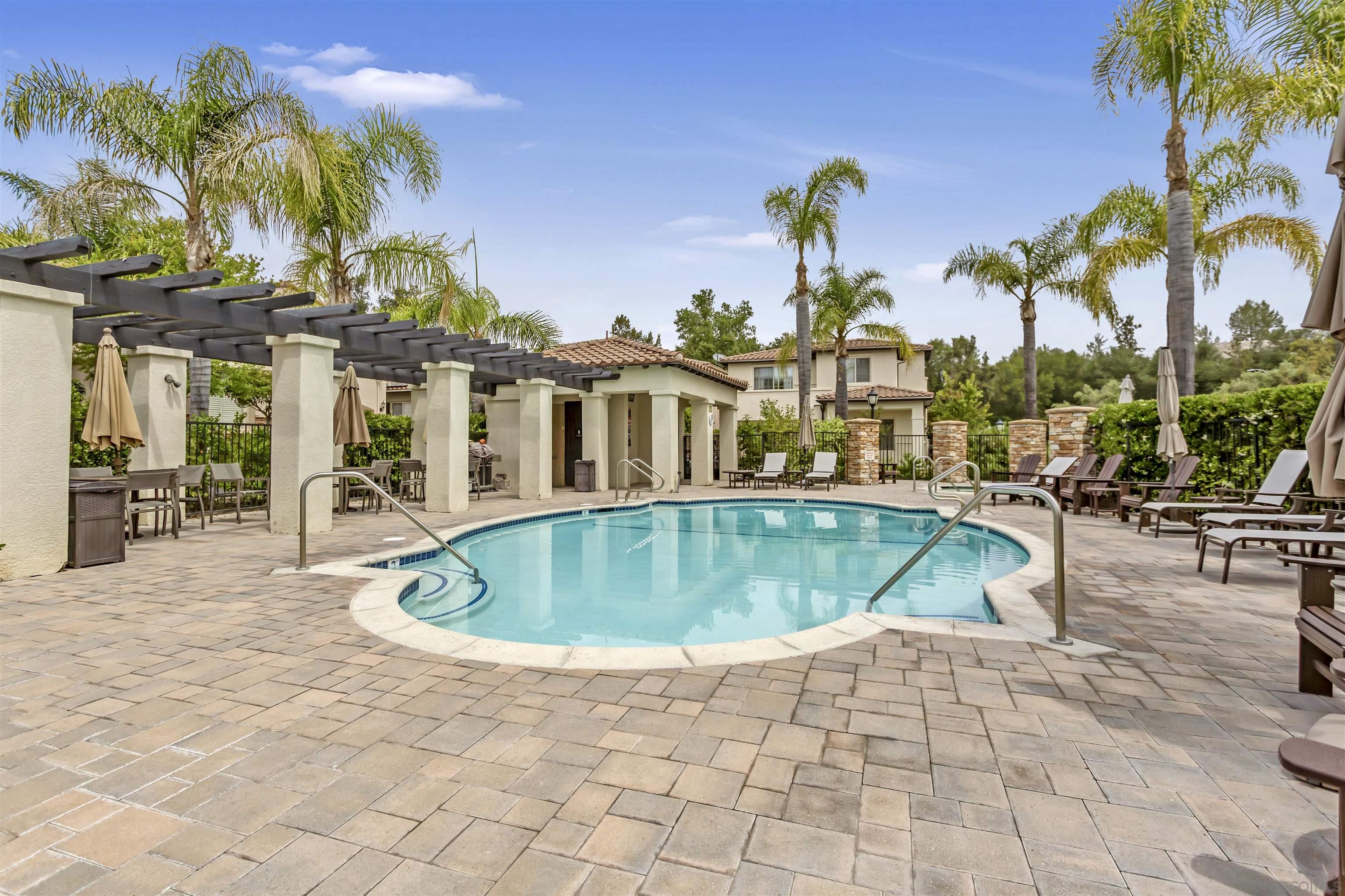 Detail Gallery Image 24 of 29 For 4229  via Mira Monte, Agoura Hills,  CA 91301 - 3 Beds | 2/1 Baths