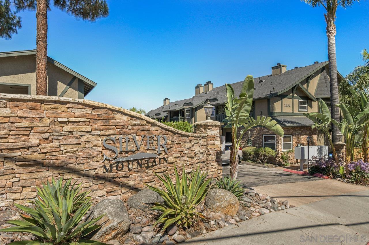 Front Image Thumbnail for SD250035052