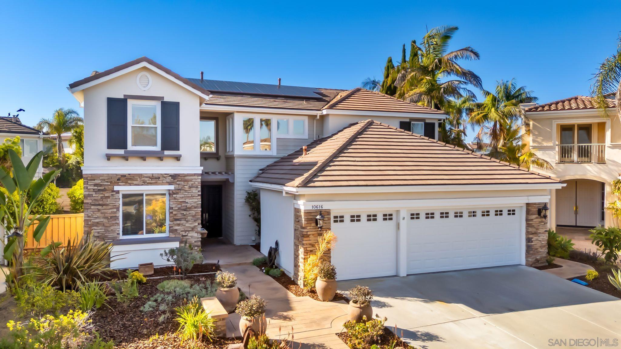 Detail Gallery Image 1 of 1 For 10616  Gingerwood Cove, San Diego,  CA 92130 - 5 Beds | 4/1 Baths