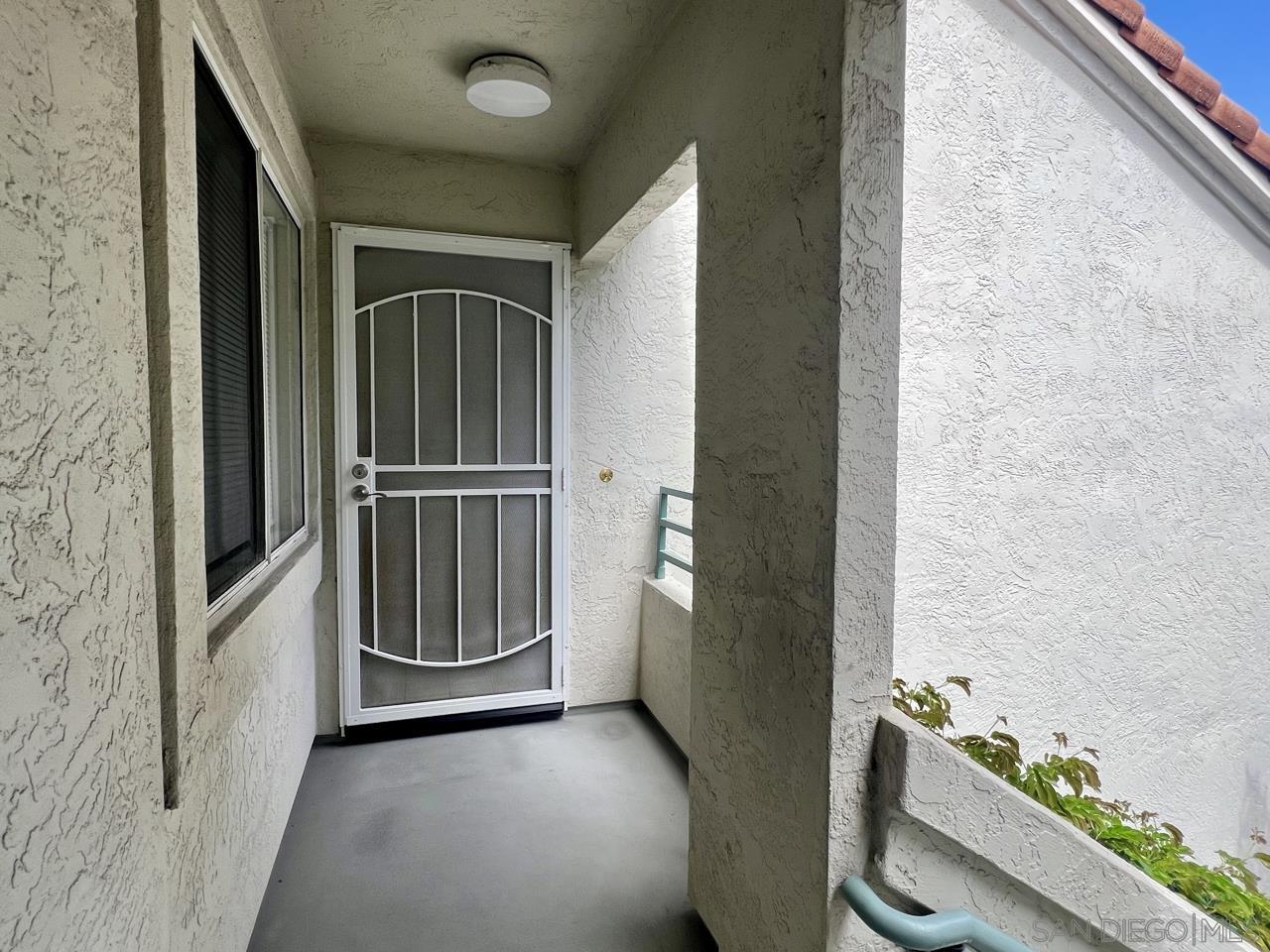 Detail Gallery Image 3 of 36 For 9995  Scripps Westview Way  54, San Diego,  CA 92121 - 2 Beds | 1 Baths