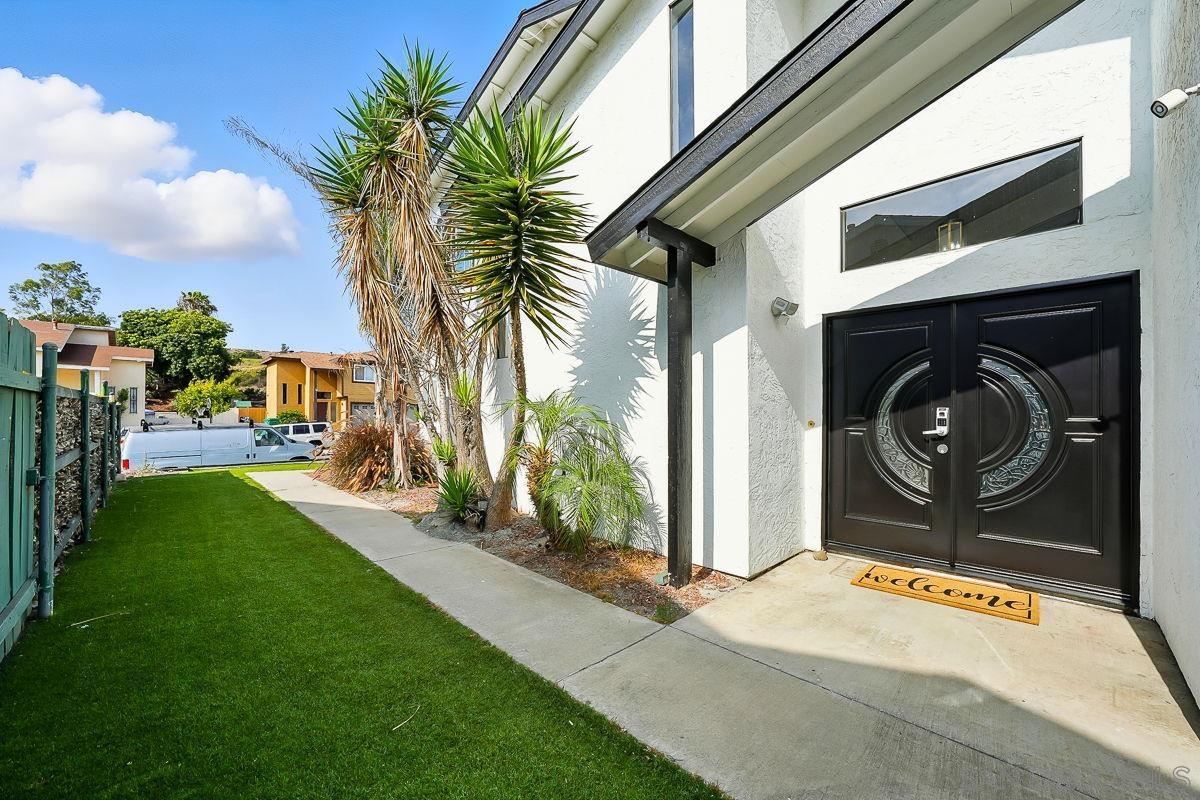 Front Image Thumbnail for SD250035222