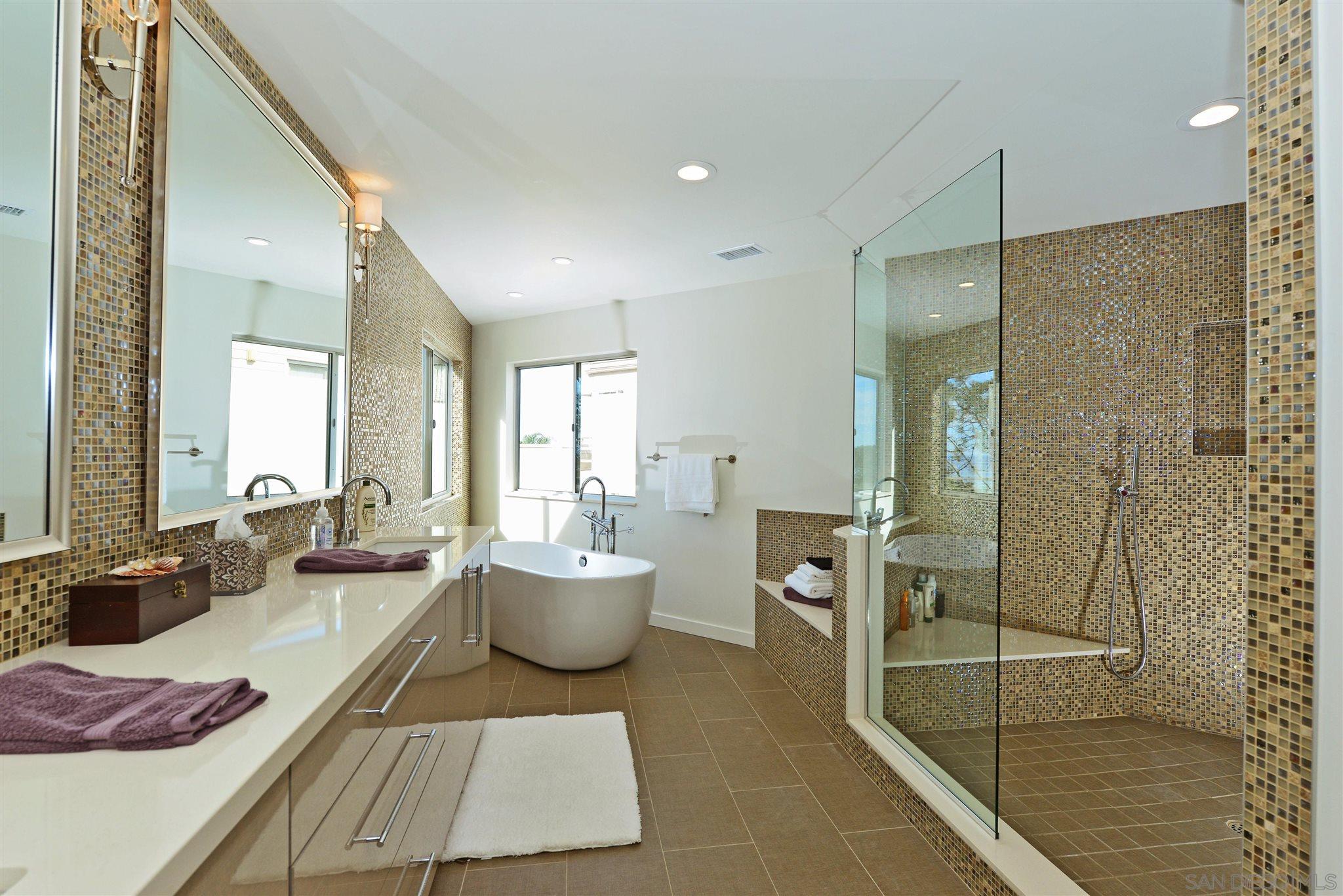 Detail Gallery Image 20 of 32 For 13721  Pine Needles, Del Mar,  CA 92014 - 4 Beds | 4/1 Baths