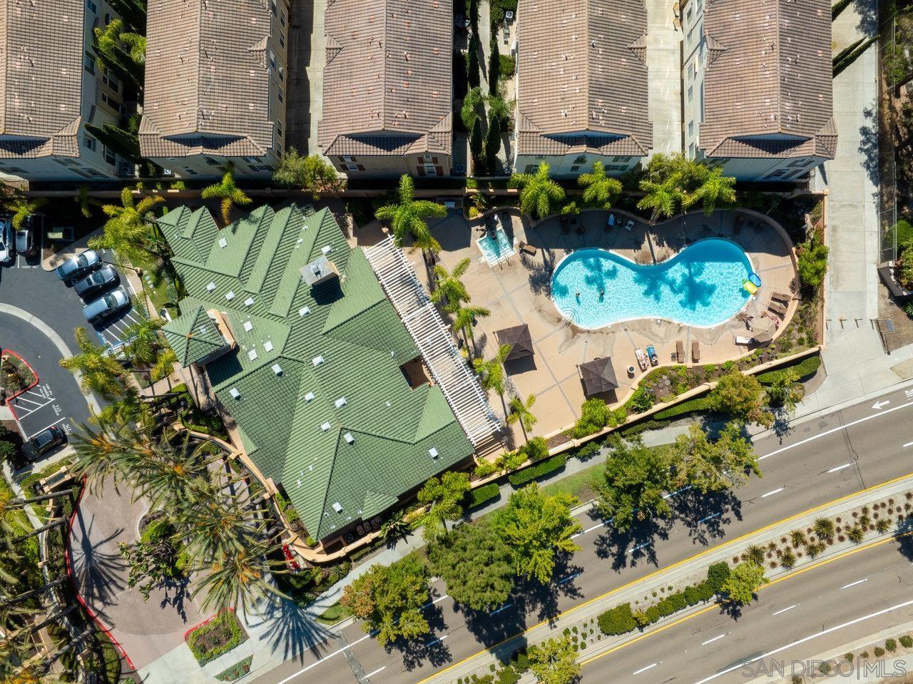 Detail Gallery Image 13 of 14 For 12372  Carmel Country Rd  #202,  San Diego,  CA 92130 - 2 Beds | 2 Baths