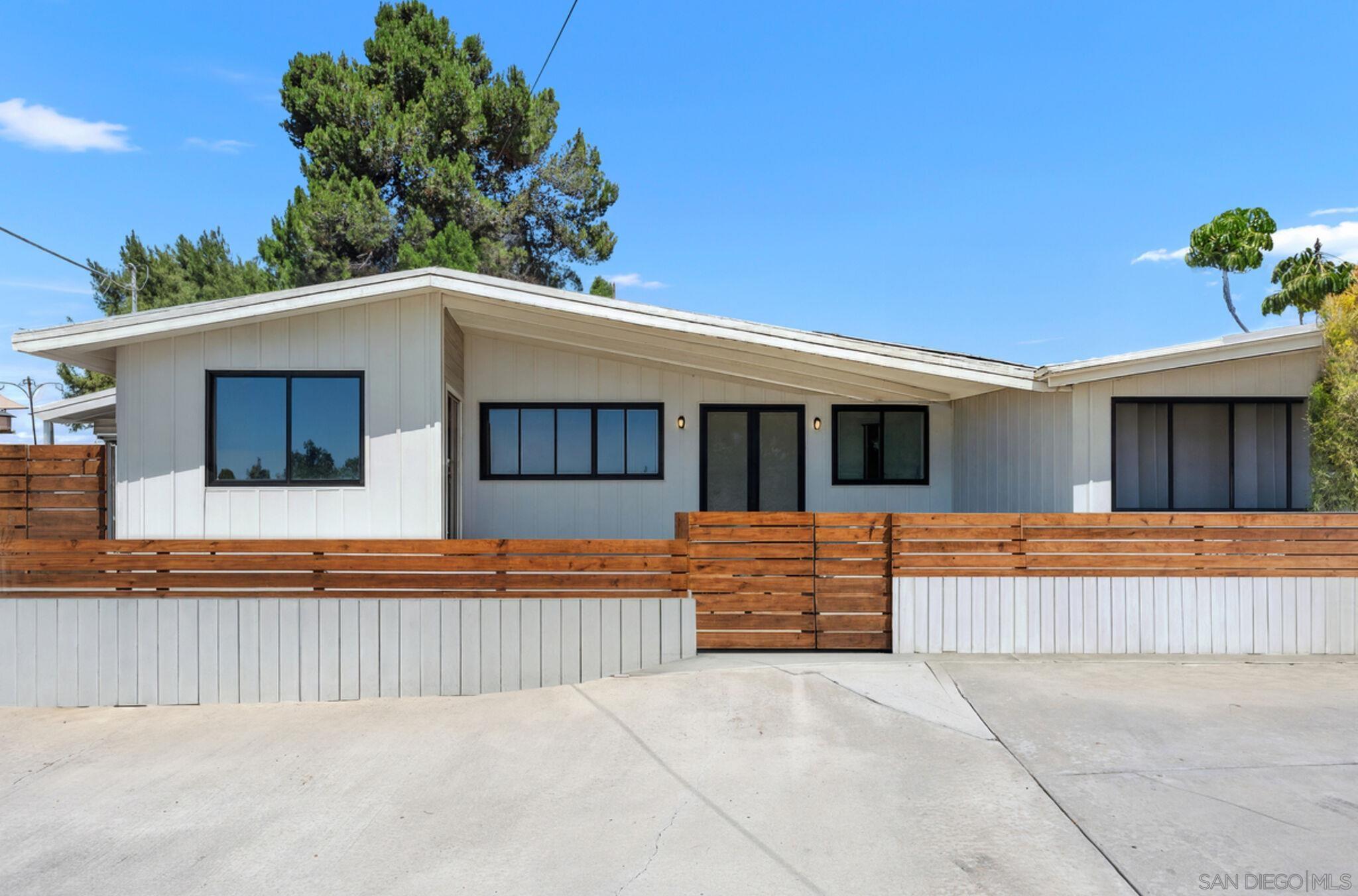 Front Image Thumbnail for SD250035322