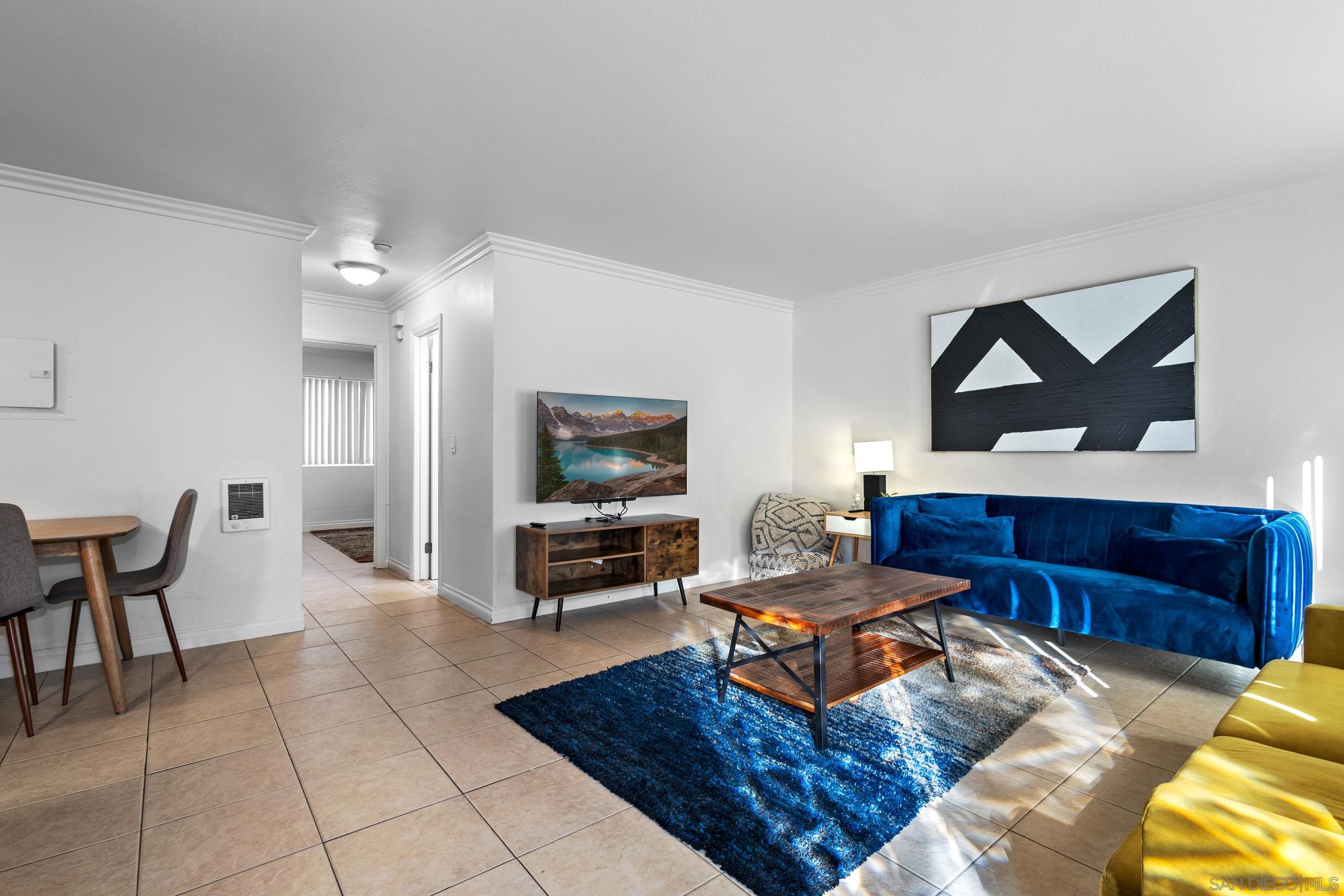 Front Image Thumbnail for SD250035398