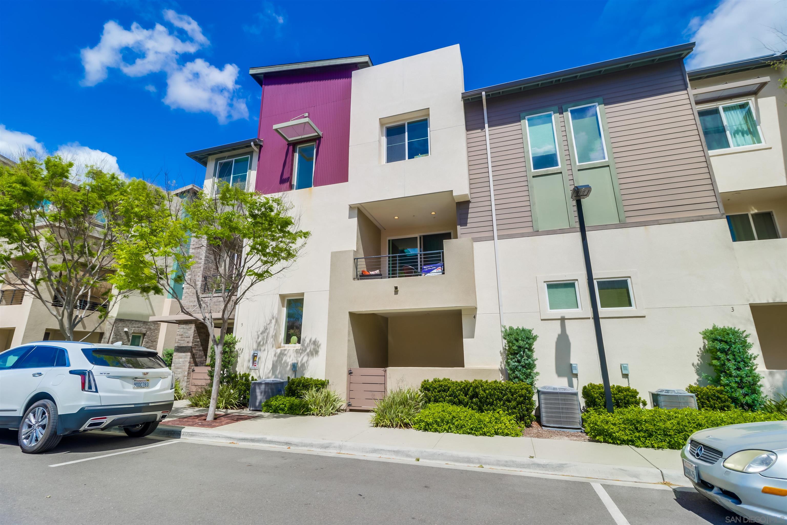 Front Image Thumbnail for SD250035406