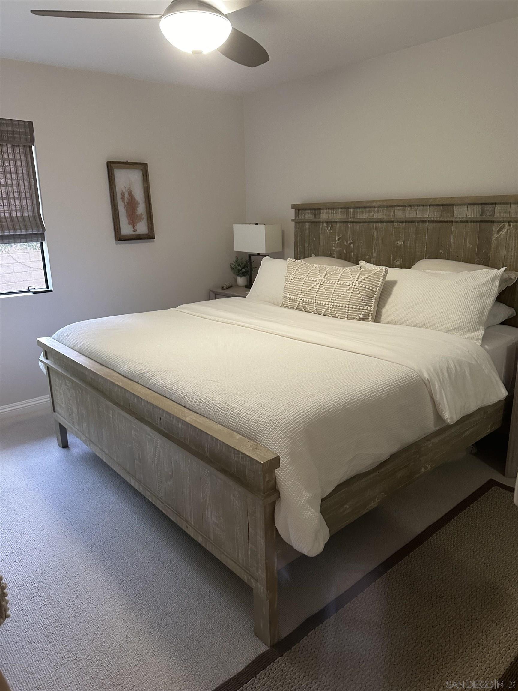 Detail Gallery Image 6 of 13 For 242  Dolphin Cove Ct, Del Mar,  CA 92014 - 2 Beds | 2 Baths