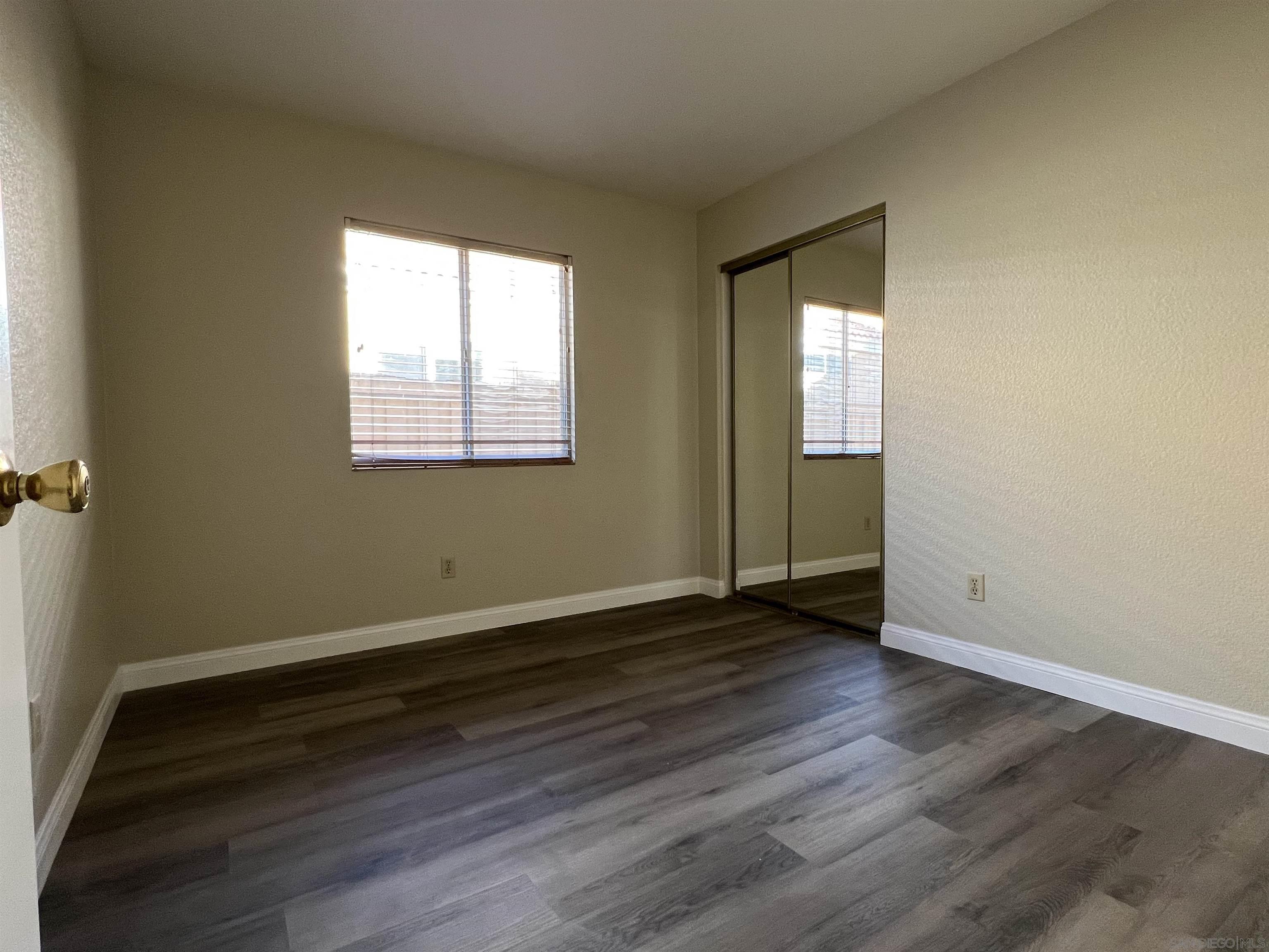 Detail Gallery Image 6 of 8 For 31850  via Barraza, Temecula,  CA 92592 - 3 Beds | 2 Baths