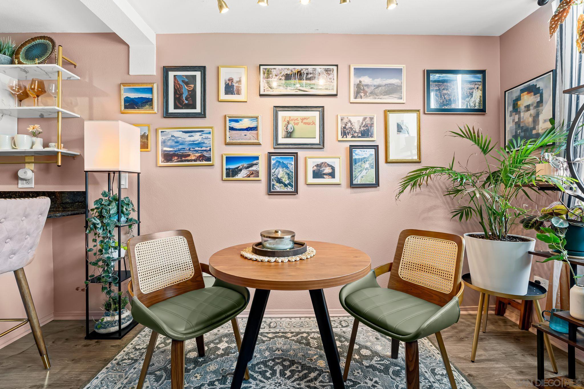 Front Image Thumbnail for SD250035494