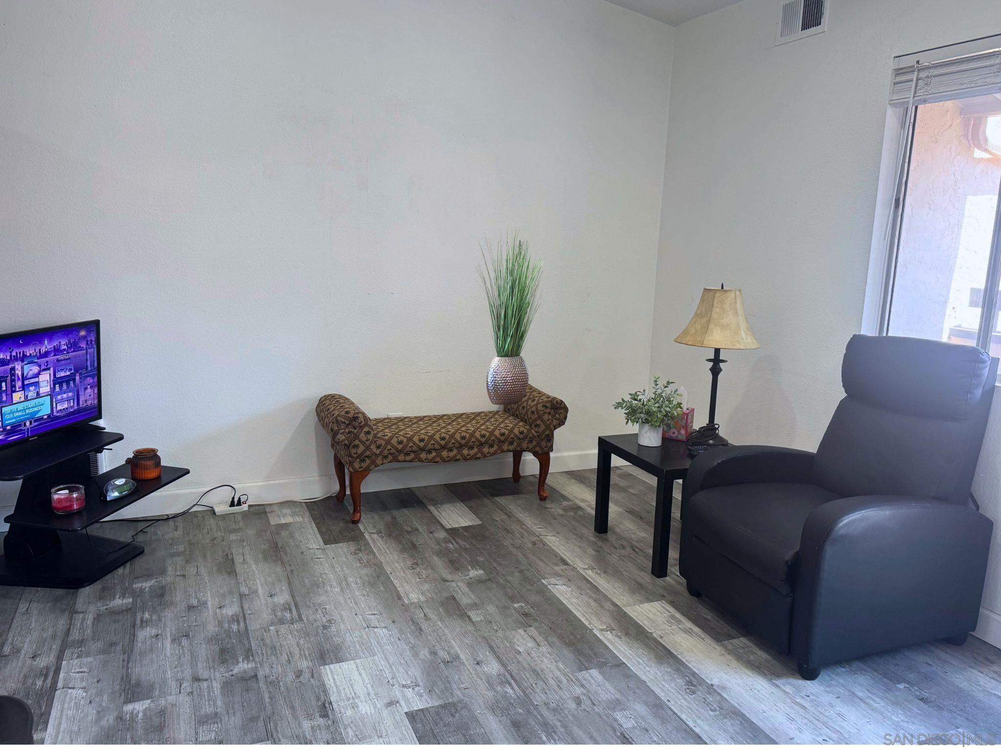 Detail Gallery Image 9 of 21 For 875 W San Ysidro Blvd  #14,  San Ysidro,  CA 92173 - 0 Beds | 1 Baths