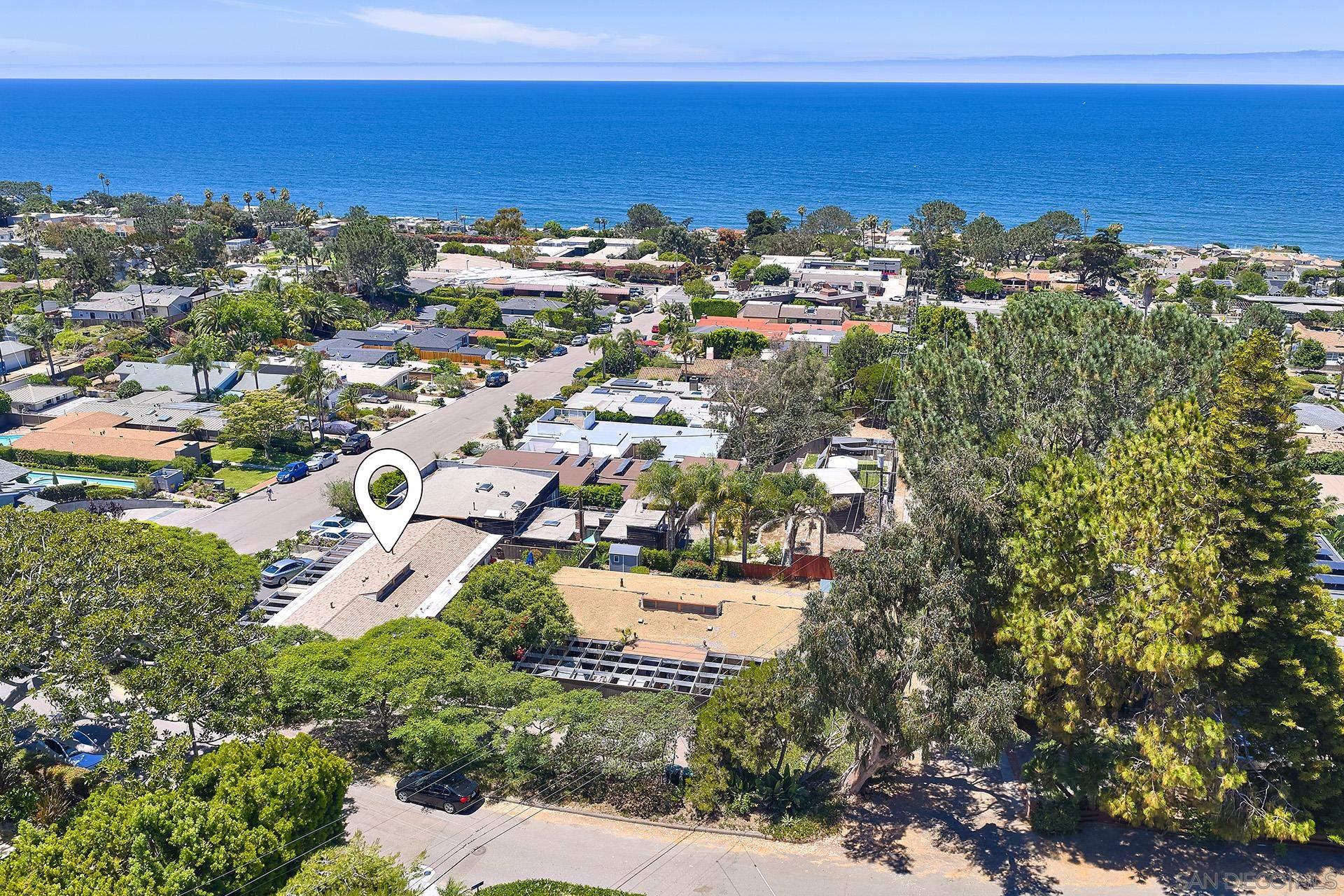 Detail Gallery Image 3 of 23 For 914  Highland Avenue, Del Mar,  CA 92014 - 8 Beds | 4 Baths